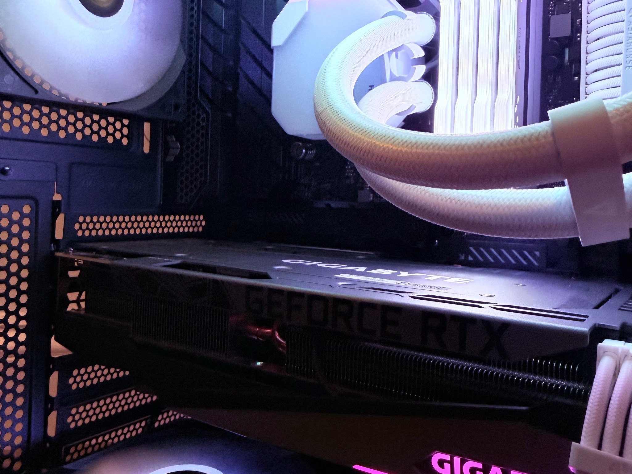 ❄️"Cryo Nova"❄️| 1440p Gaming | RTX 3080 | Intel i5 13400F | 32B Ram | 1tb Storage | WiFi