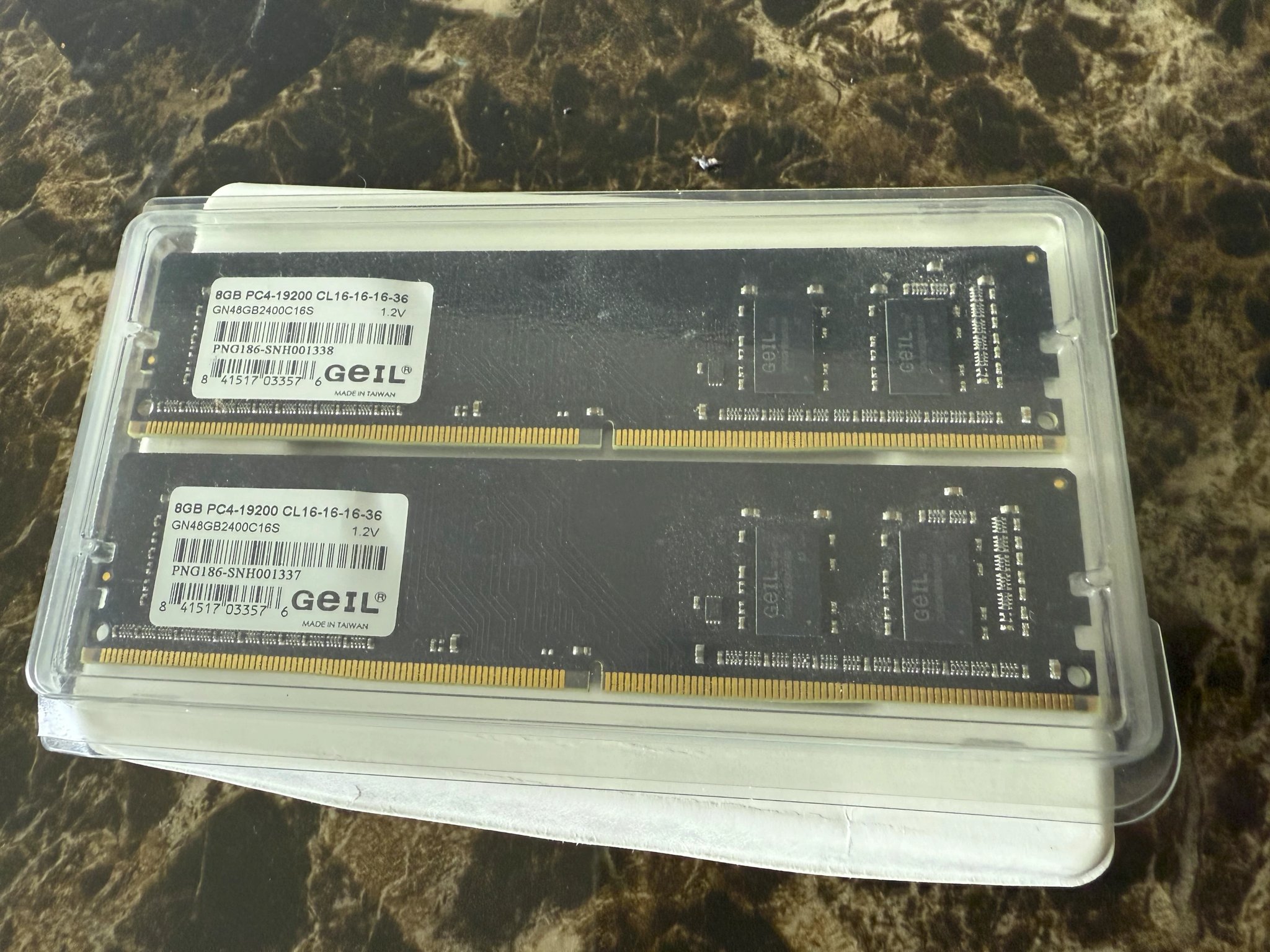 GEIL 16 GB (2x8GB) PC4-19200 DIMM 1.2V 288-Pin Non-ECC Desktop Memory Module