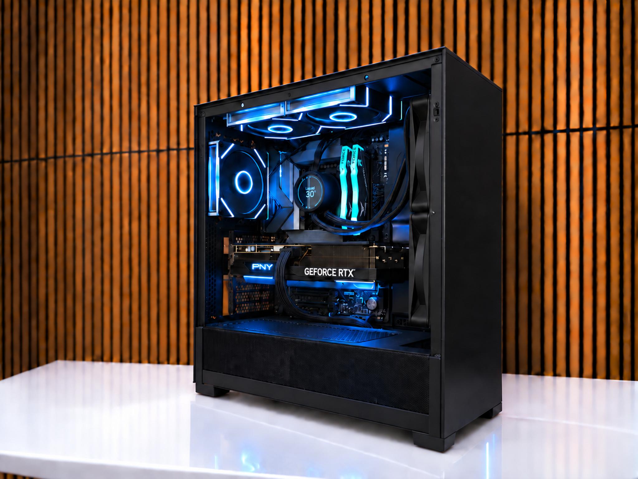 RTX 5070TI |  INTEL 270K Plus | 32GB DDR5 | NVME | WIFI 7 | Windows 11 | LCD | GOLD PSU