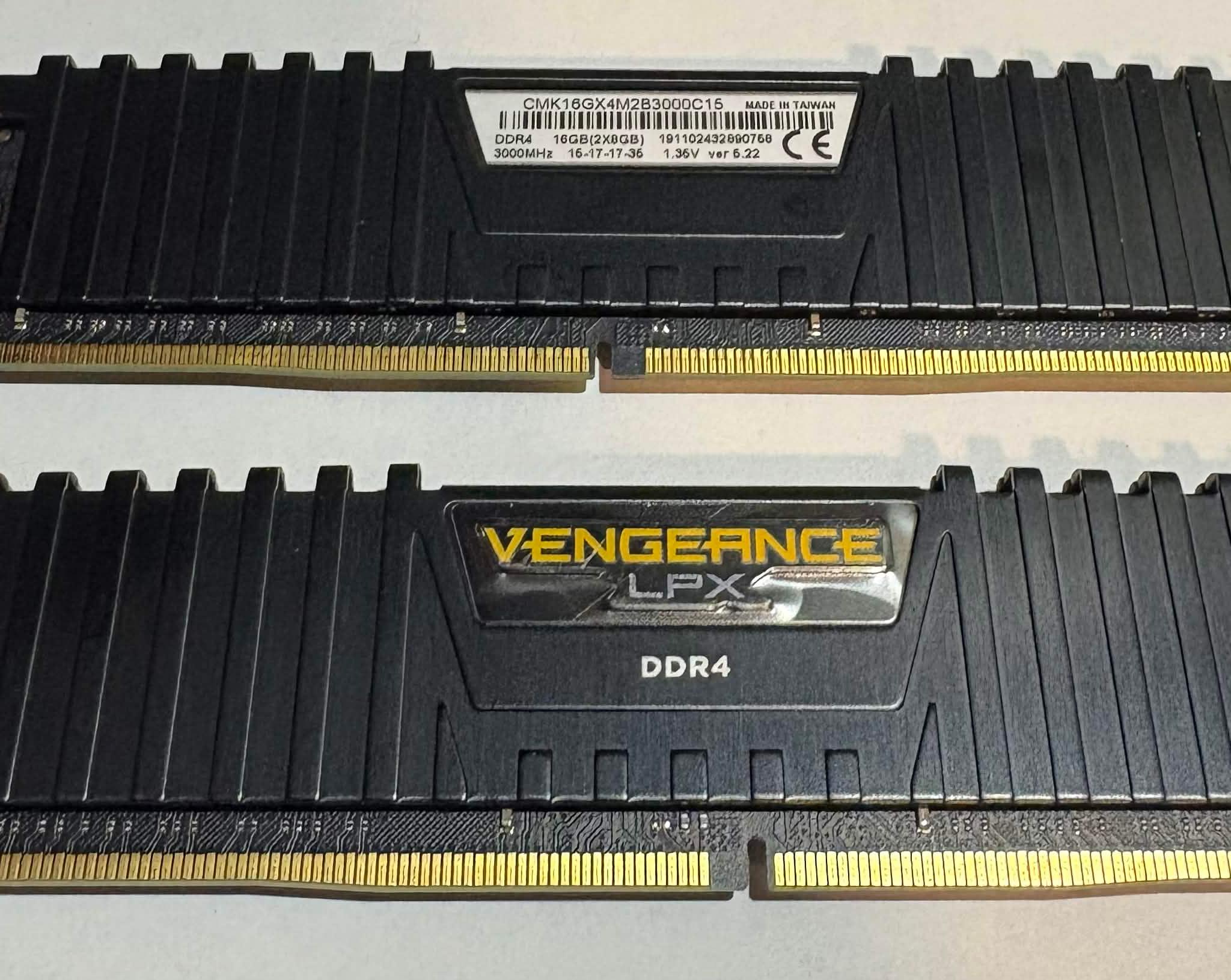 Corsair Vengeance LPX 16GB (2x8GB) DDR4 3000MHz CL15 Memory Kit