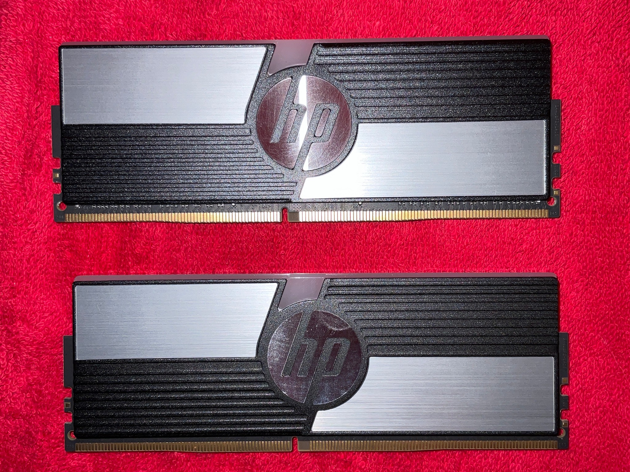 HP V10 DDR4 RGB 3600MHz 32GB (2 X 16GB) CL14-15-15-35