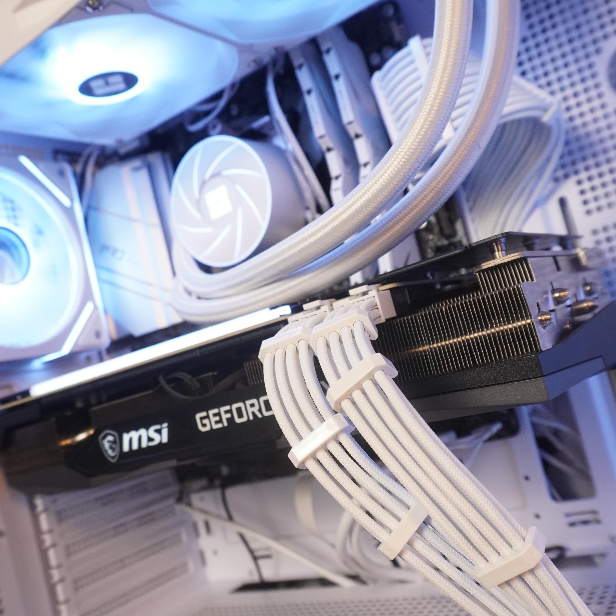 🤍AESTHETIC🤍 1440p/1080p MACHINE 💚RTX 3070ti 🧡 Ryzen 7 5800XT | 1TB NVME | 32GB | WIN 11