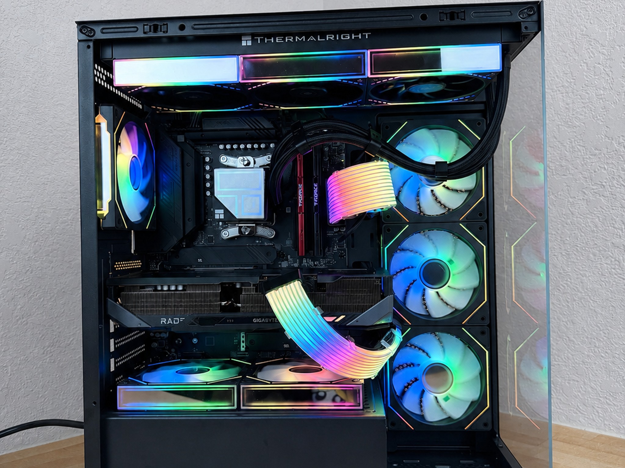 Ryzen 7 9800X3D + RX 9070 XT Gaming PC | 32GB DDR5 | 1TB SSD