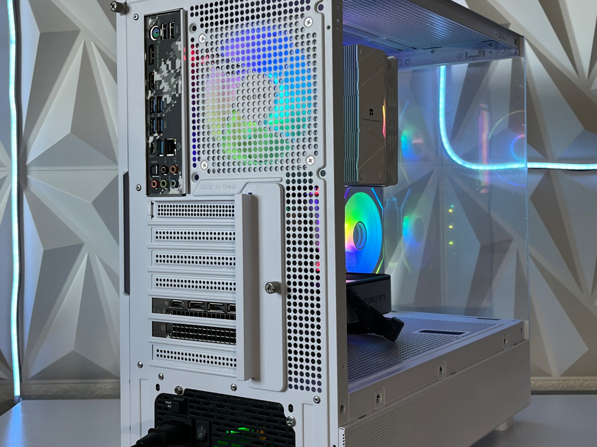 RTX 3060 Ti 8GB, Ryzen 5 5600X, 32GB RAM | White RGB Gaming Computer/PC