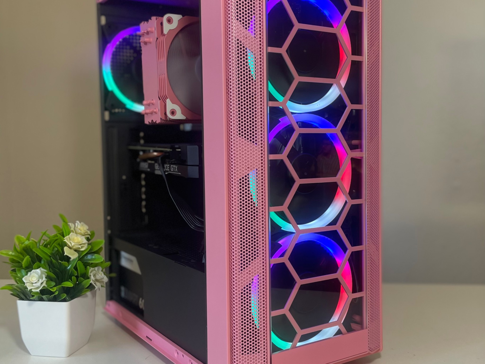Pretty Pink PC 🌸 Intel I5 , 1660 Super 6GB , 512 GB NVME , 16 GB RAM