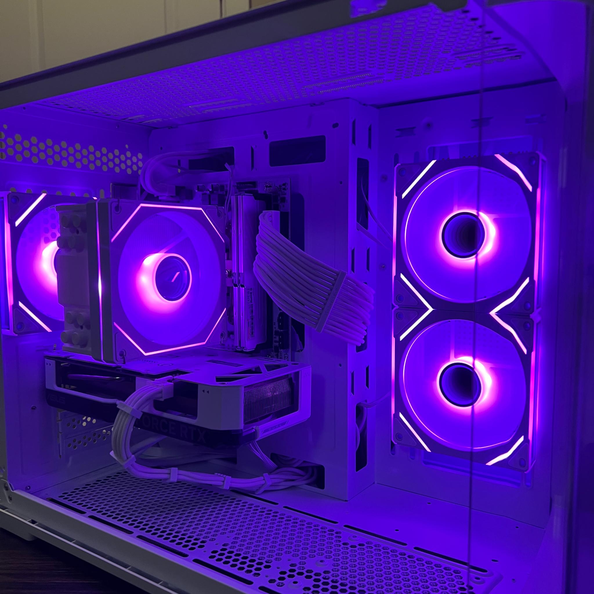 All white gaming pc with |RTX 4060 oc|ryzen 5 5600| 32gb ddr4 3200mhz