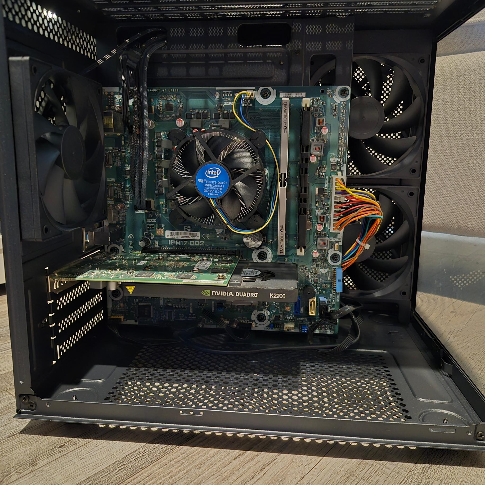 Subtle Cube | Fortnite/Roblox Gaming PC | i5-7400, Quadro K2200 4GB, 512GB SSD