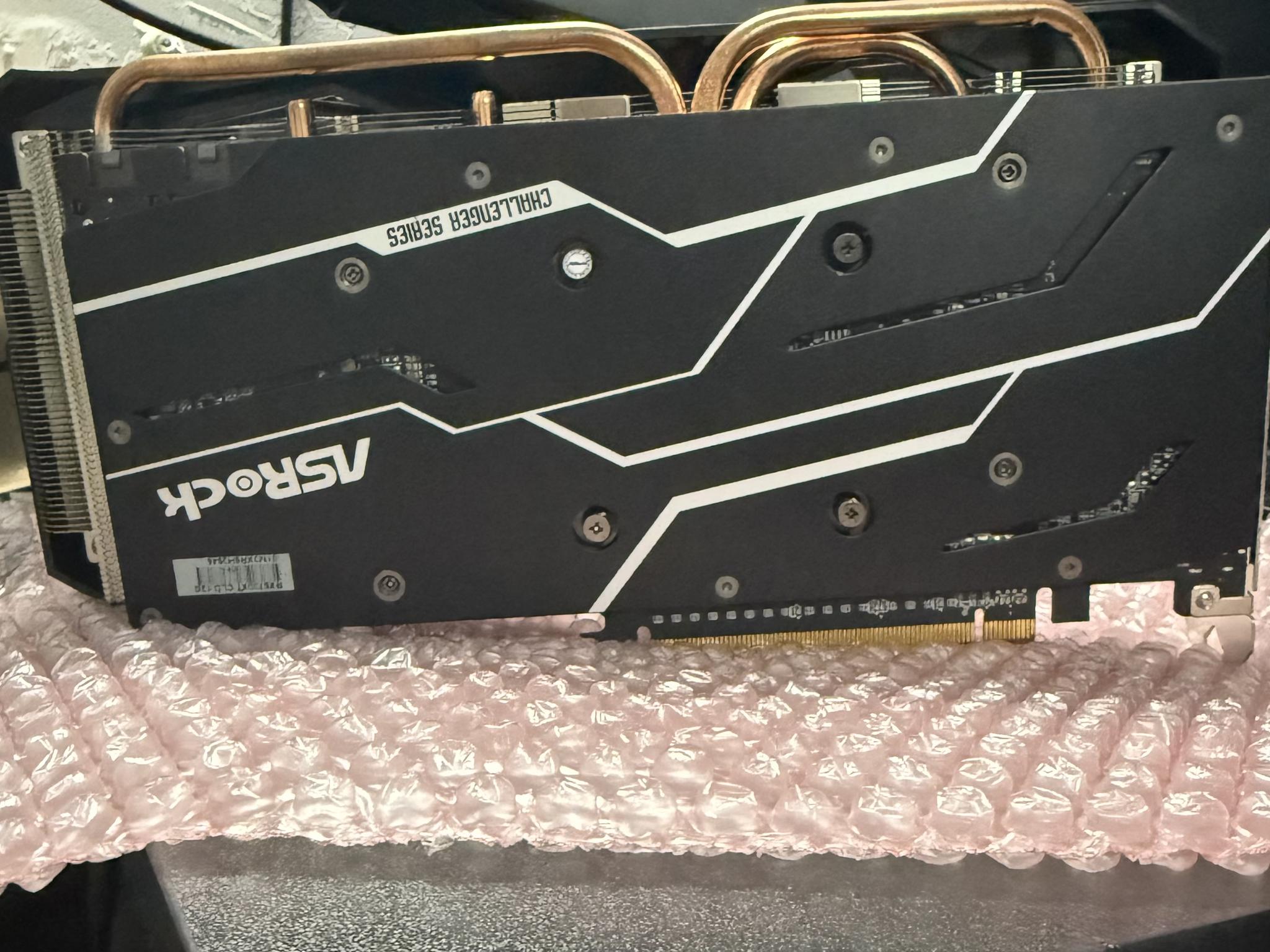 Asrock 6700XT 12GB