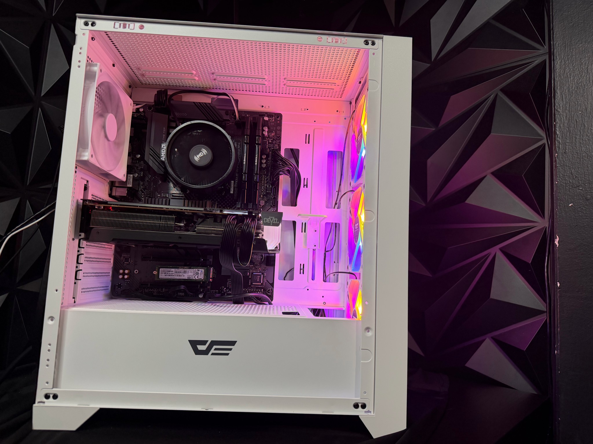 🔥😎 THE MID DADDY 😎🔥Ryzen 5 5500| RX 6600XT| 16 GB DDR4| 750 GB NVMe| 650W PSU
