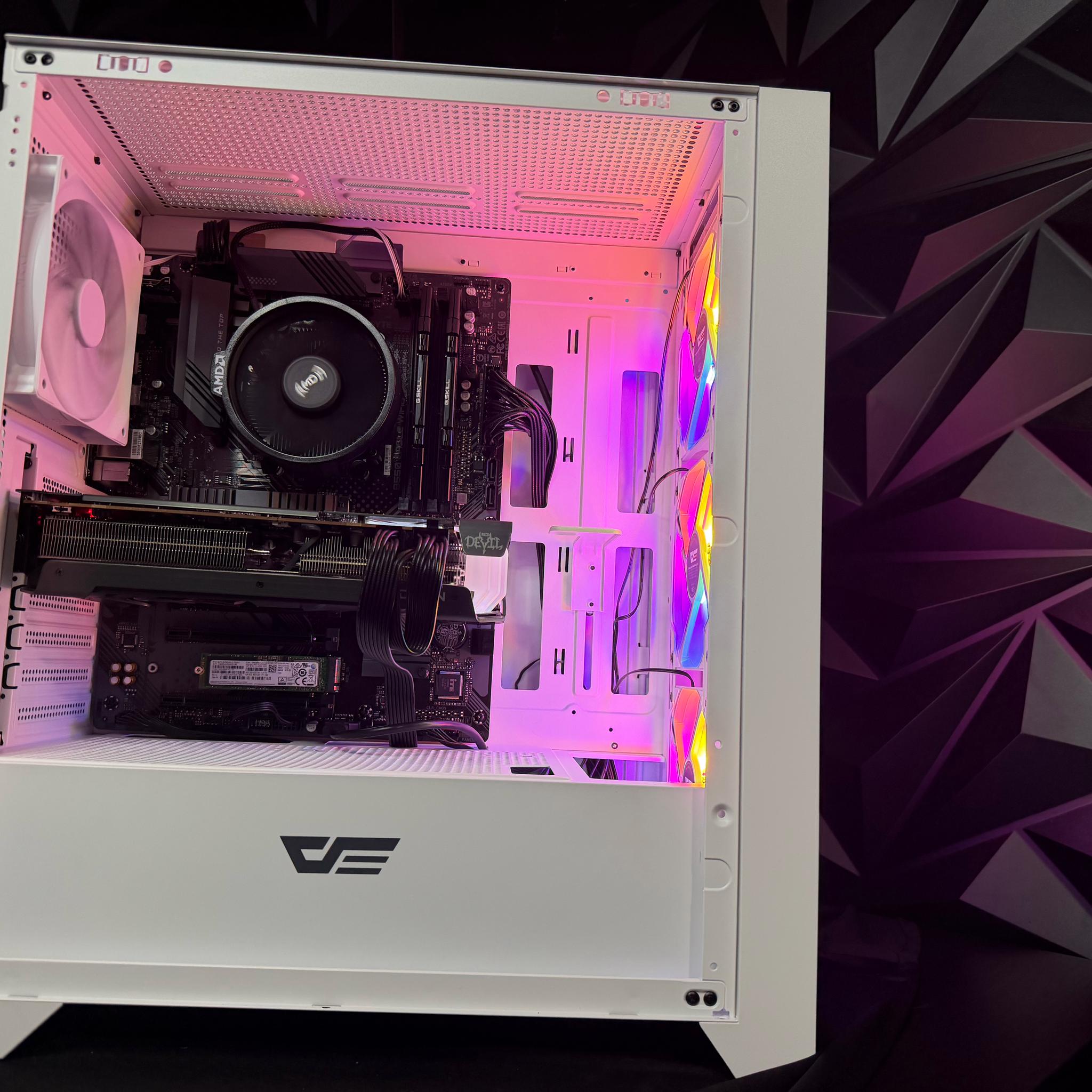 🔥😎 THE MID DADDY 😎🔥Ryzen 5 5500| RX 6600XT| 16 GB DDR4| 750 GB NVMe| 650W PSU