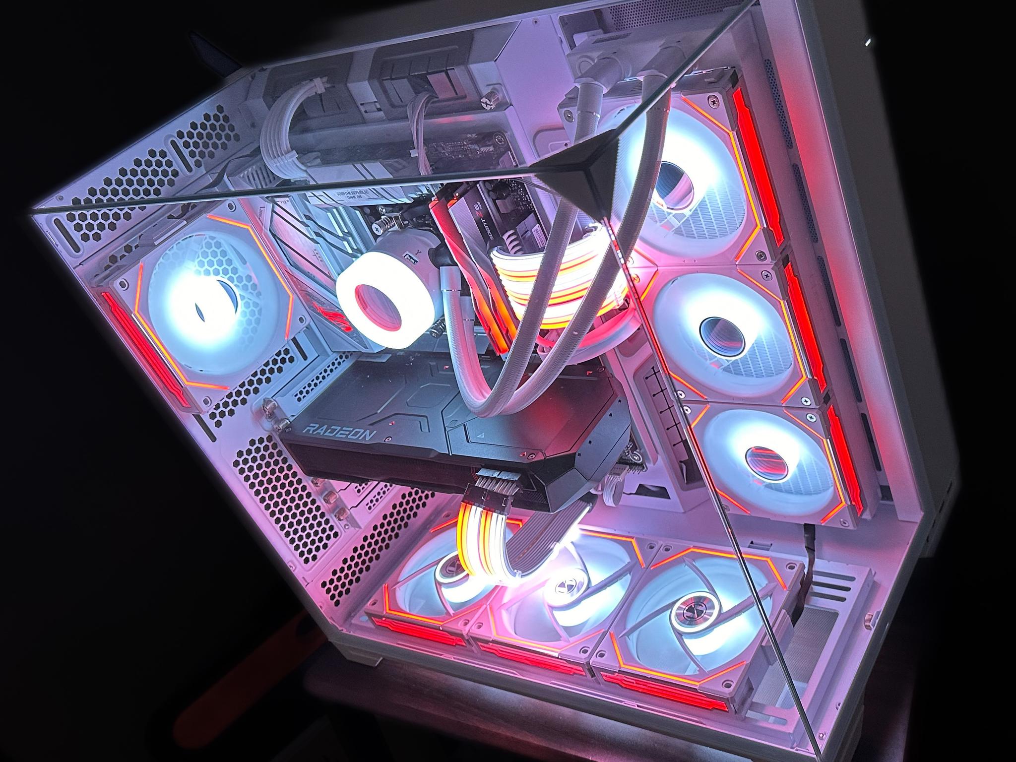 Ryzen 7 7700X|Radeon 7900 XTX 24 Gb in O11 Vision