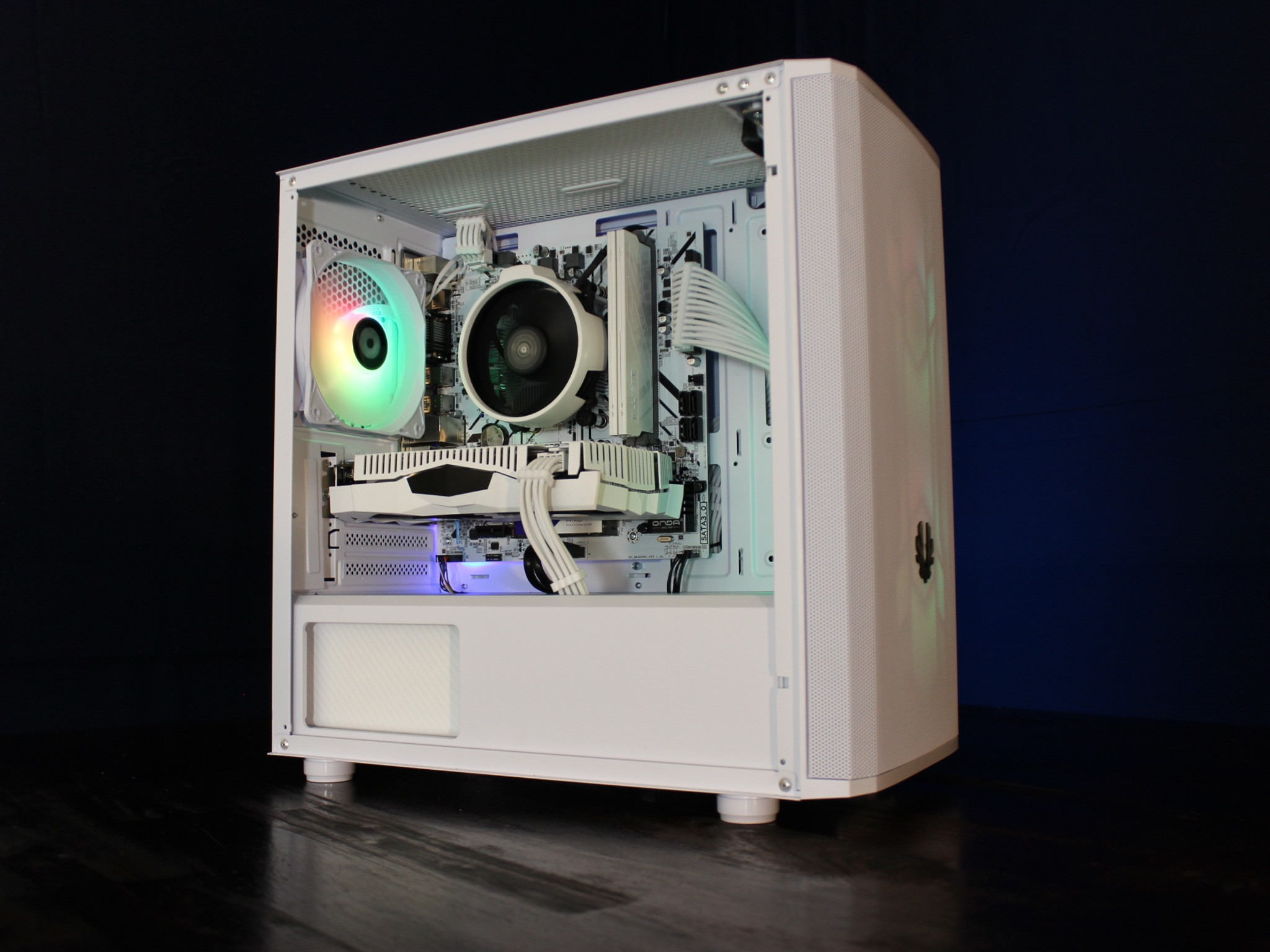 Gaming PC: Ryzen 5 3600, RTX 2060 Super, 16GB RAM, 1TB SSD