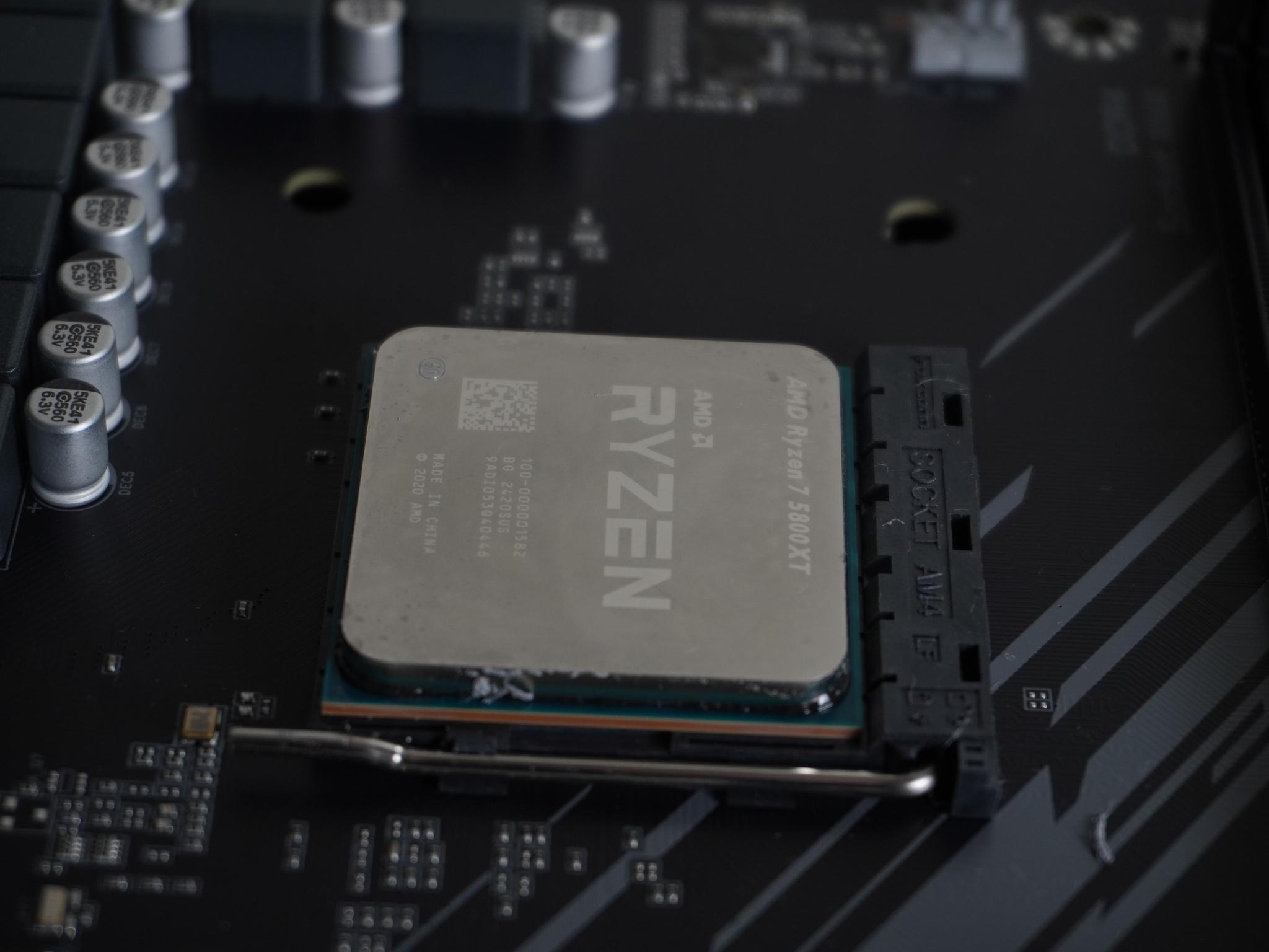 AMD R7 5800 XT + GIGABYTE B550M AORUS Elite AX (rev 1.3) AMD AM4 mATX
