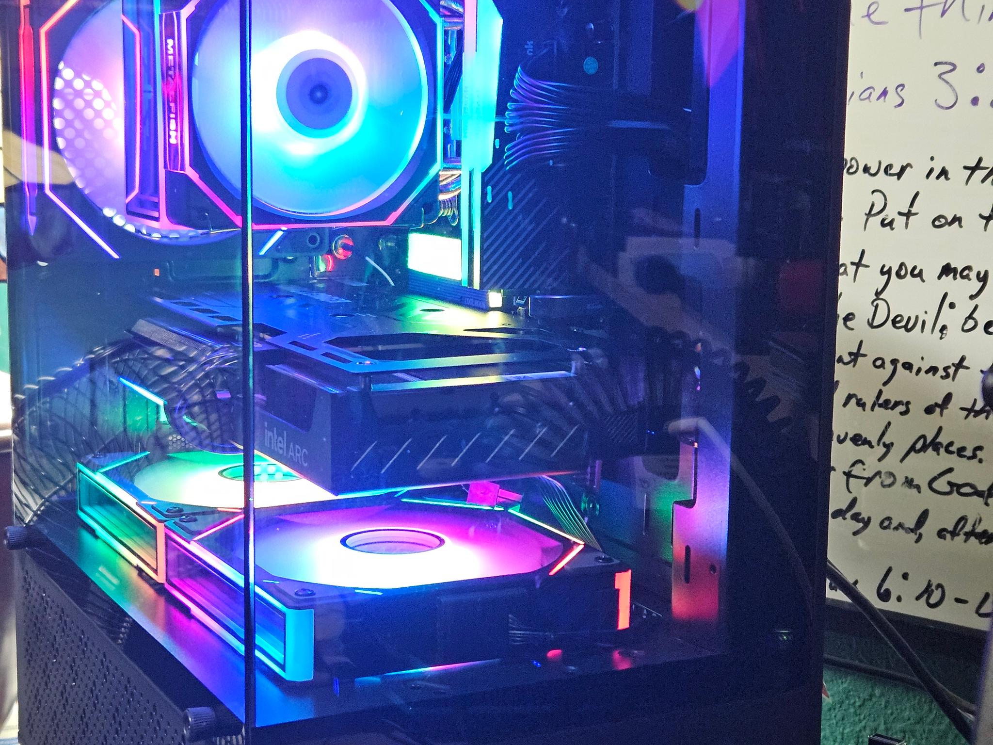 Dane's Custom PC's- Mini-Titan