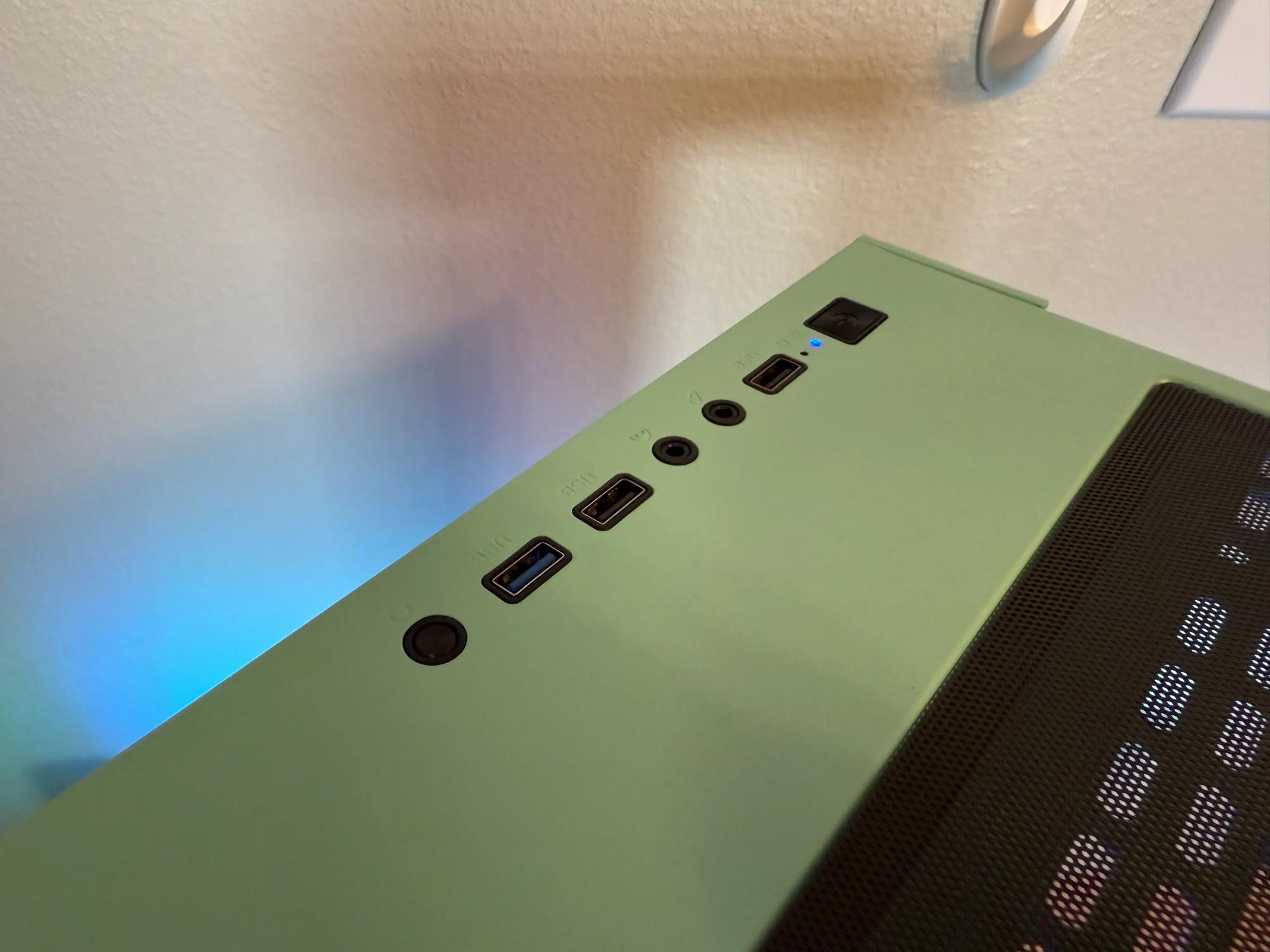 ❄️🩵MINT Themed Gaming PC❄️🩵| Windows 11, Intel i5, RX 580 | Fortnite, GTA V, Valorant, More!