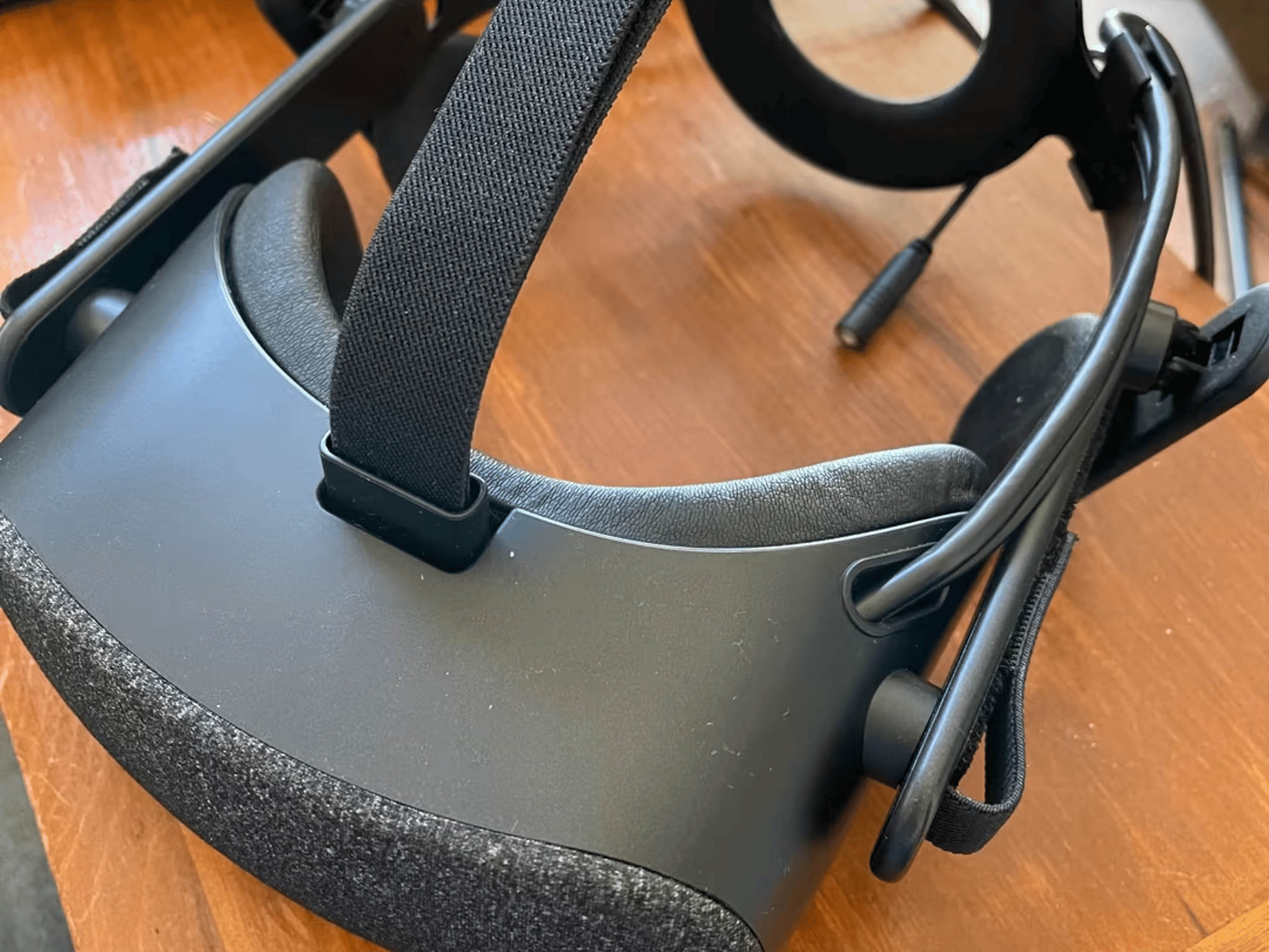 For Sale: HP Reverb Virtual Reality Headset - Professional Edition