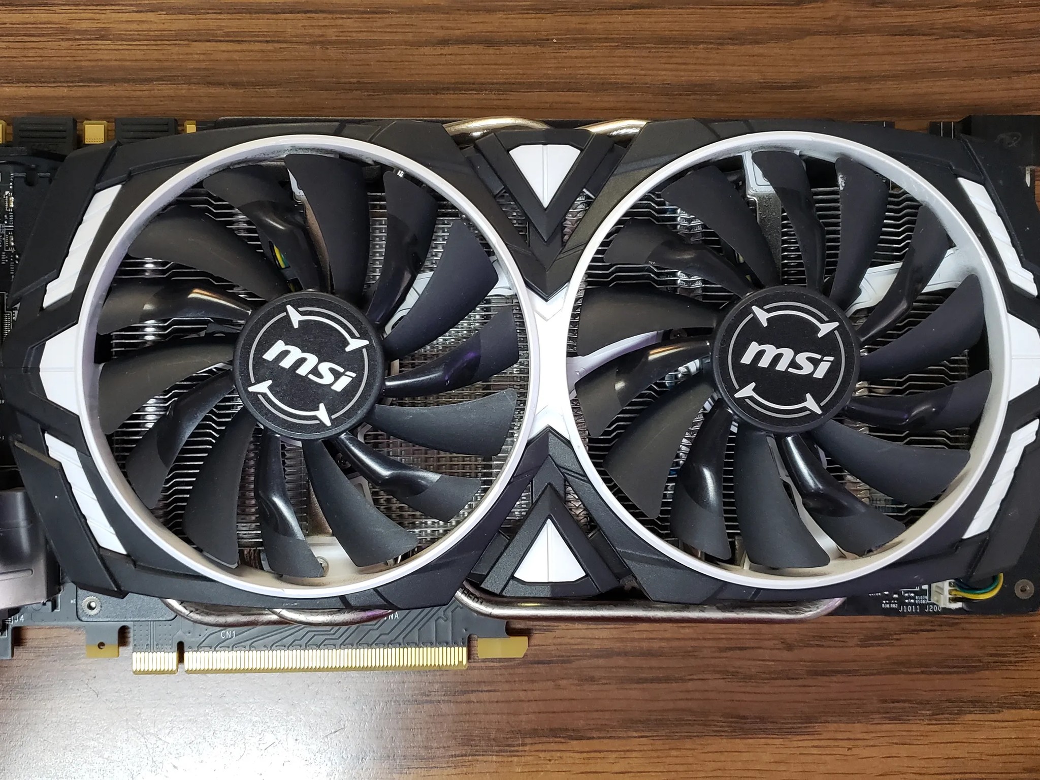 MSi GTX 1070 Armor 8G OC