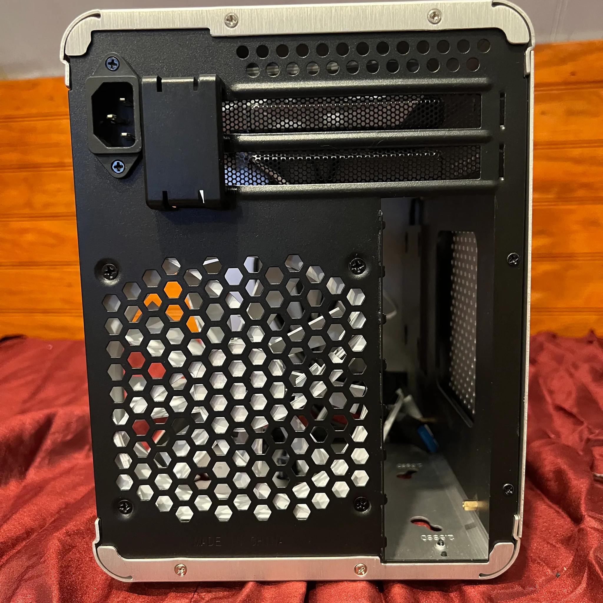 RAIJINTEK METIS PLUS SILVER