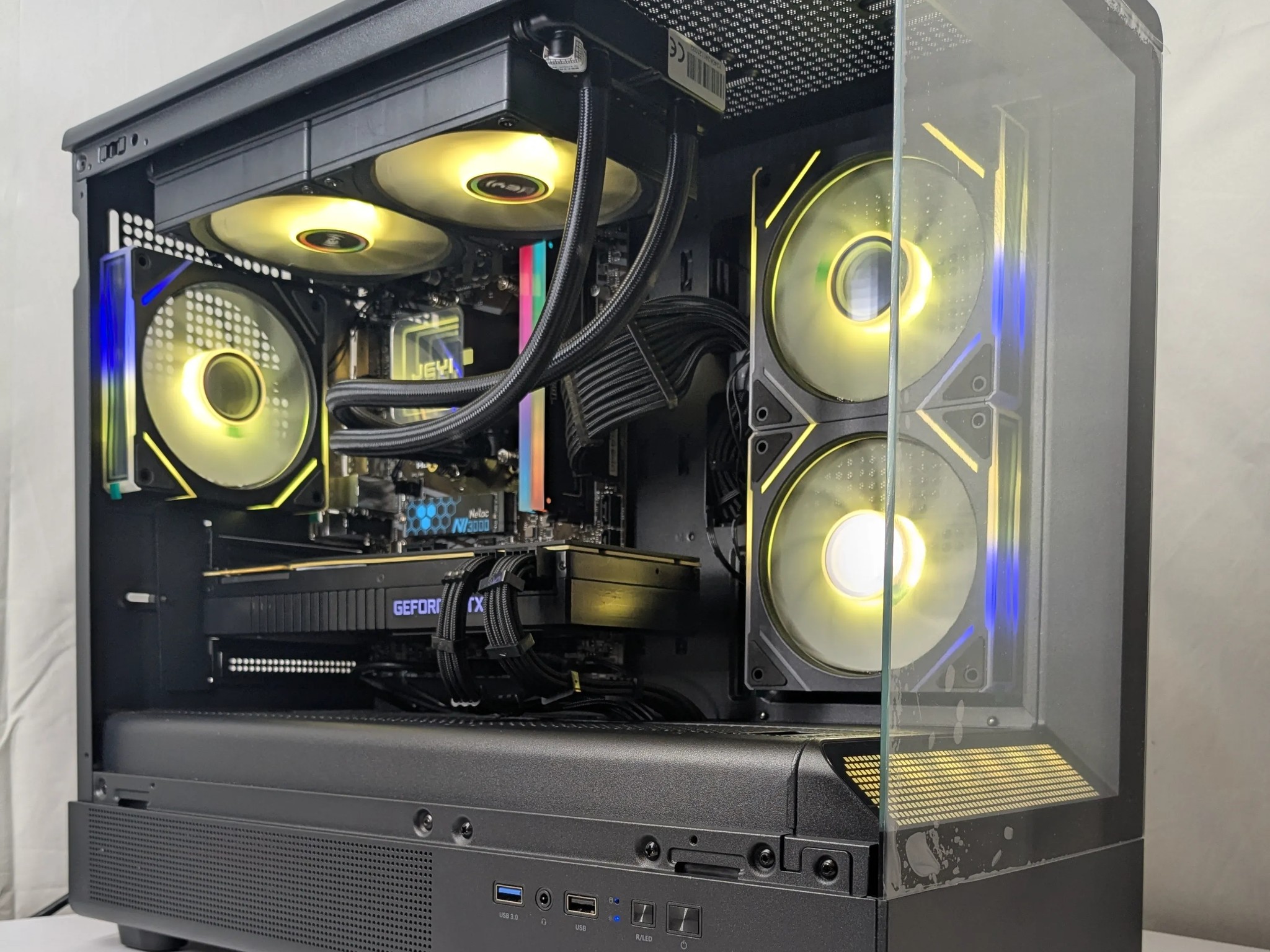 🔥 Gaming PC – RTX 2080 Super | Ryzen 7 3700X | 16GB RAM | 1TB NVMe | 240mm AIO 🔥