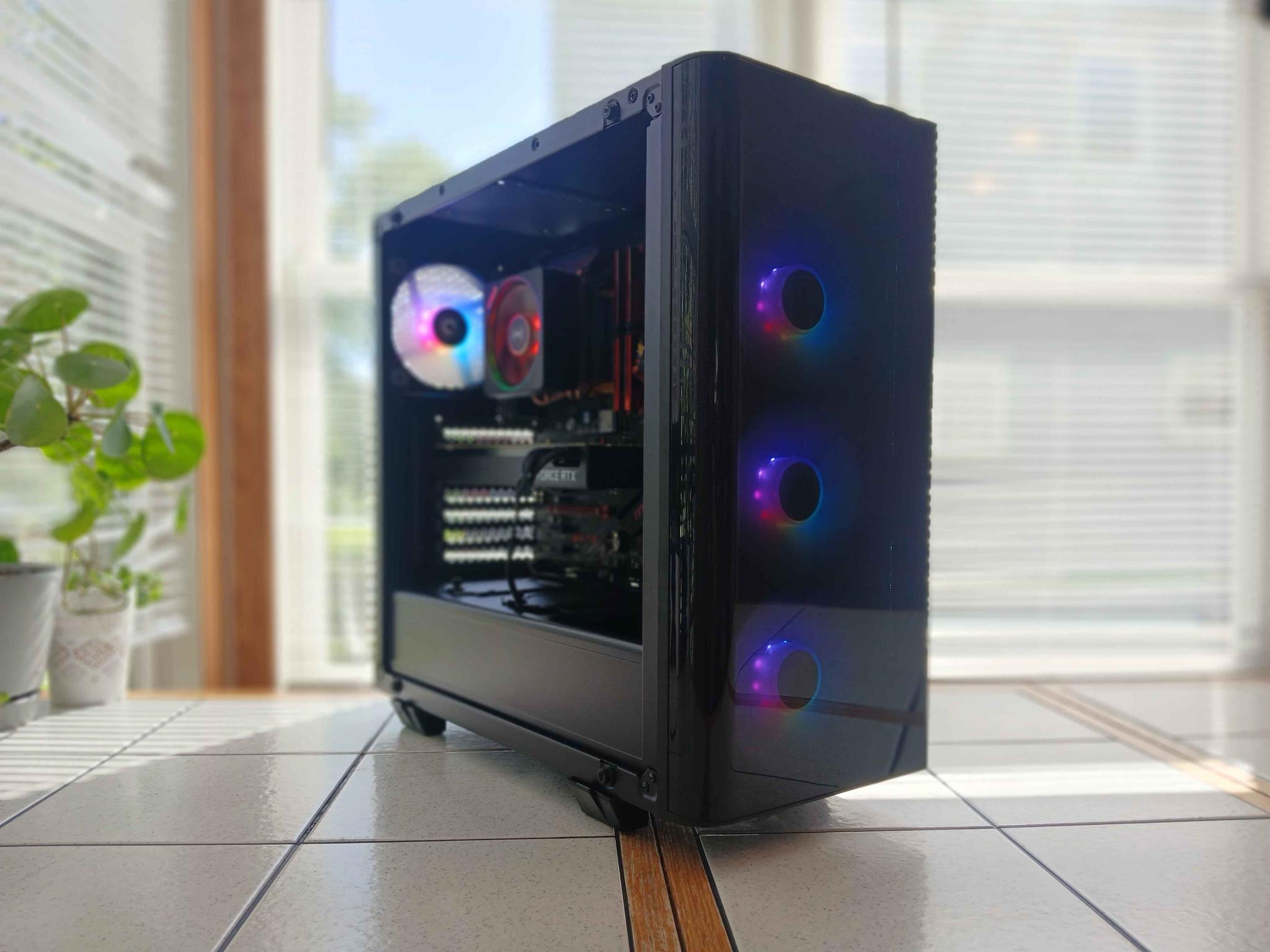 RTX 2080ti | Ryzen 7 3800x | 16gb RAM | 1tb Storage | RGB