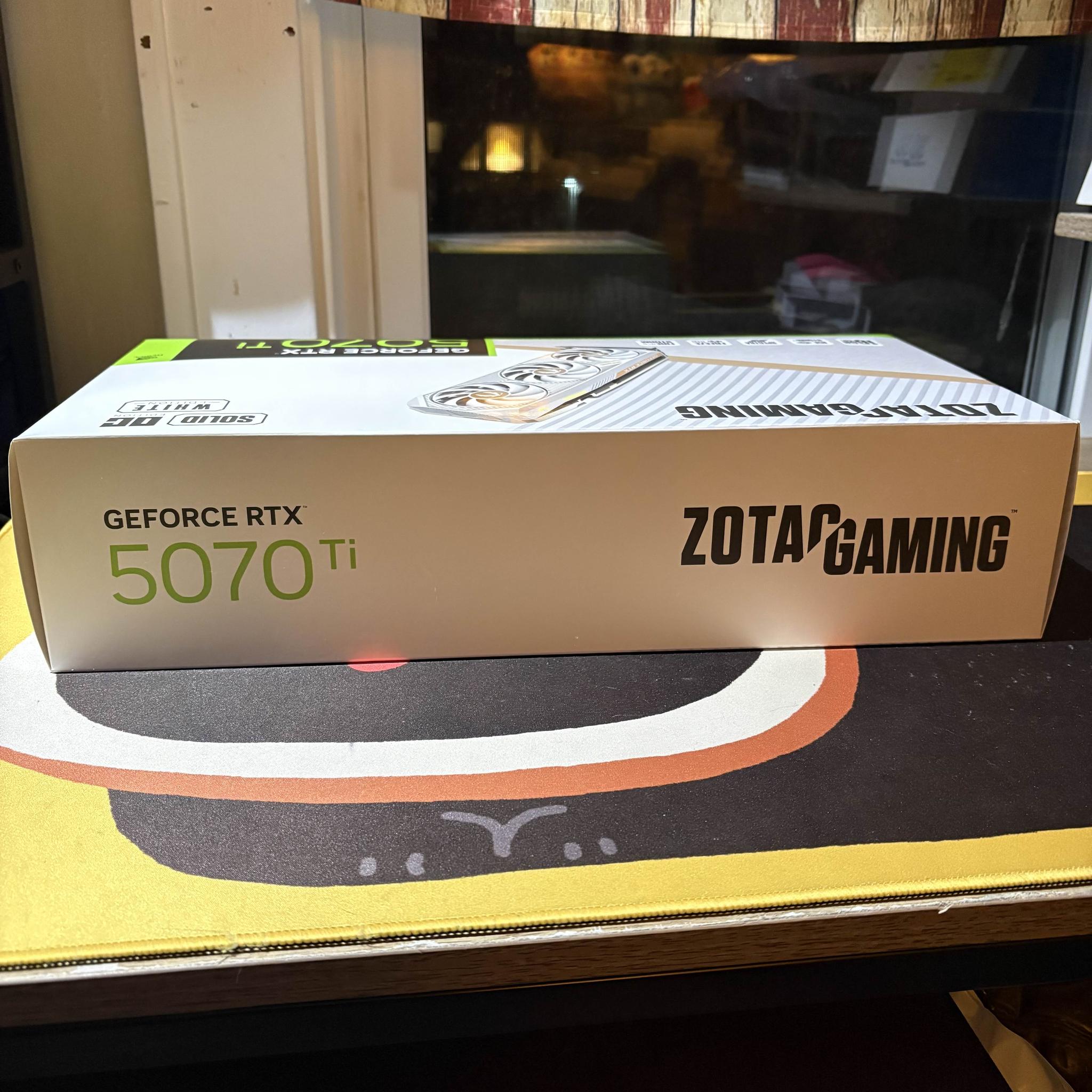 Zotac Gaming 5070ti 16GB (White)