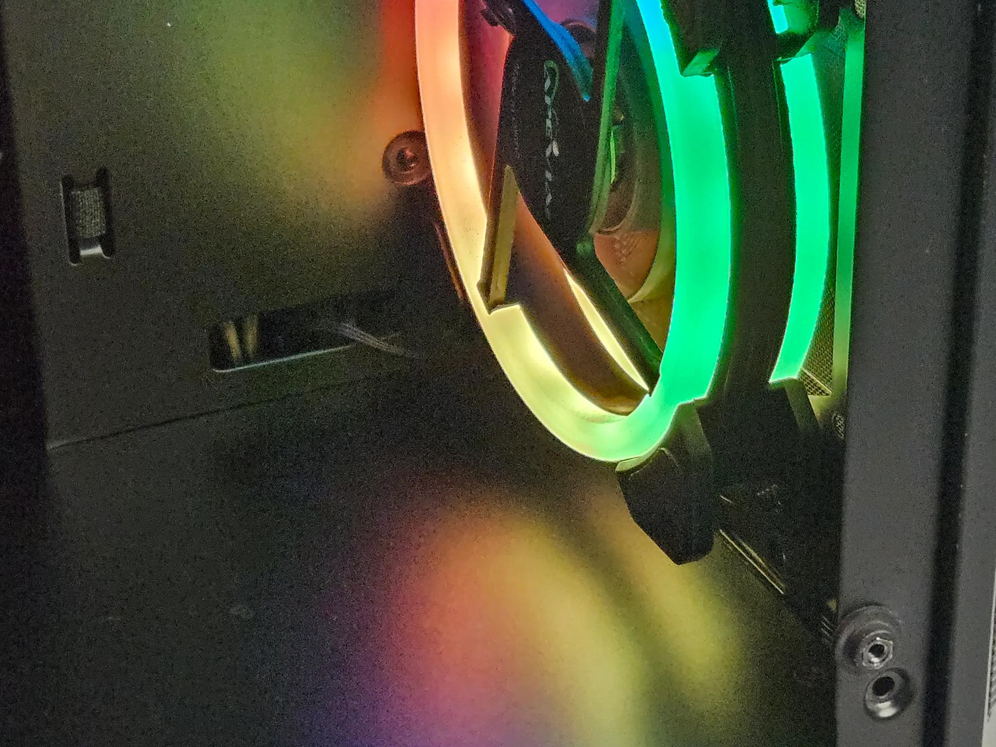 Gaming PC Ryzen 5 3600 RX 5700XT 16GB RAM 512GB SSD WI-FI