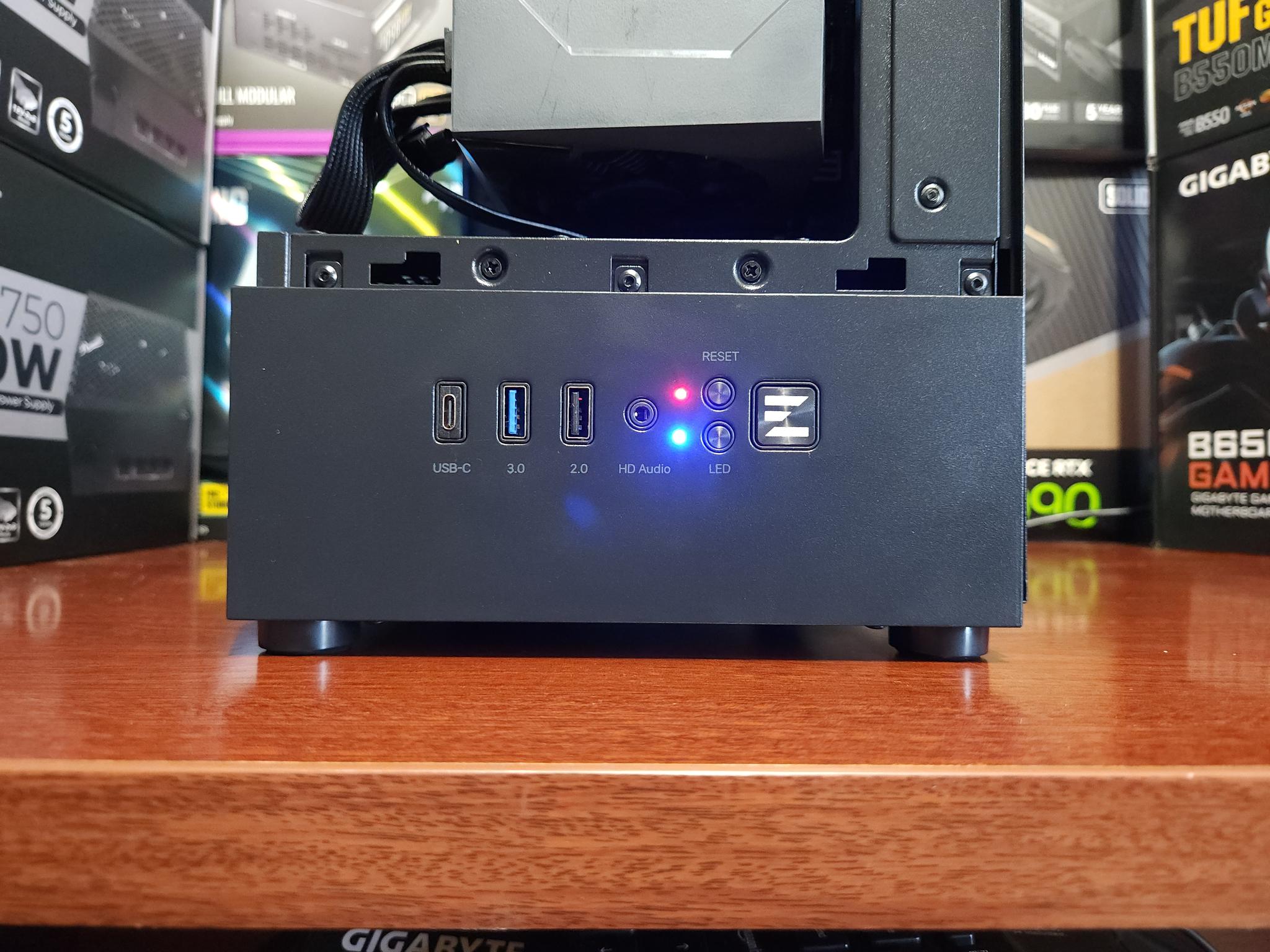 RTX 3070 | Ryzen 7 3700X | 32GB DDR4 RAM 3200 MTs | 1 TB NVME SSD | WIFI & BT