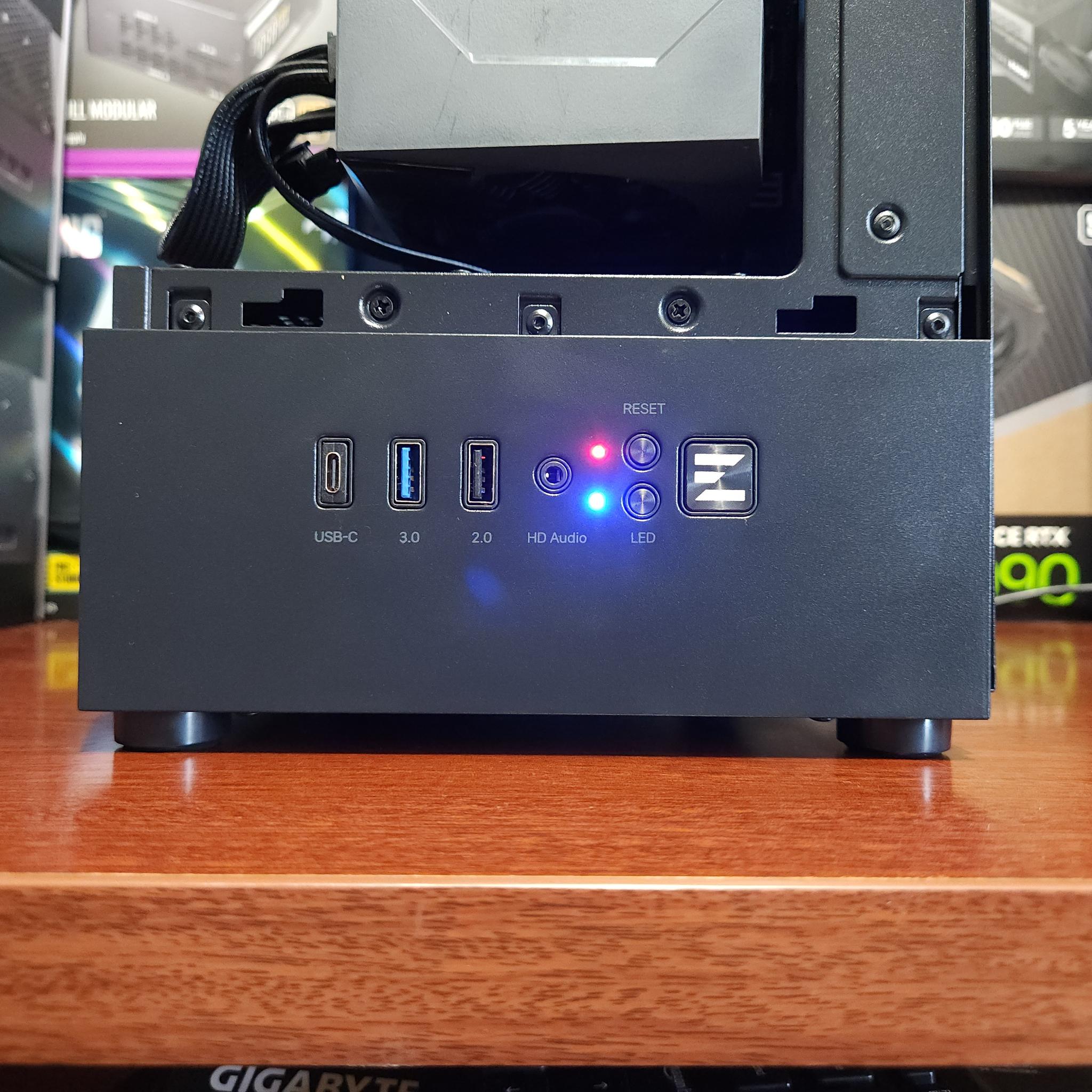 RTX 3070 | Ryzen 7 3700X | 32GB DDR4 RAM 3200 MTs | 1 TB NVME SSD | 650W BRONZE | WIFI & BT