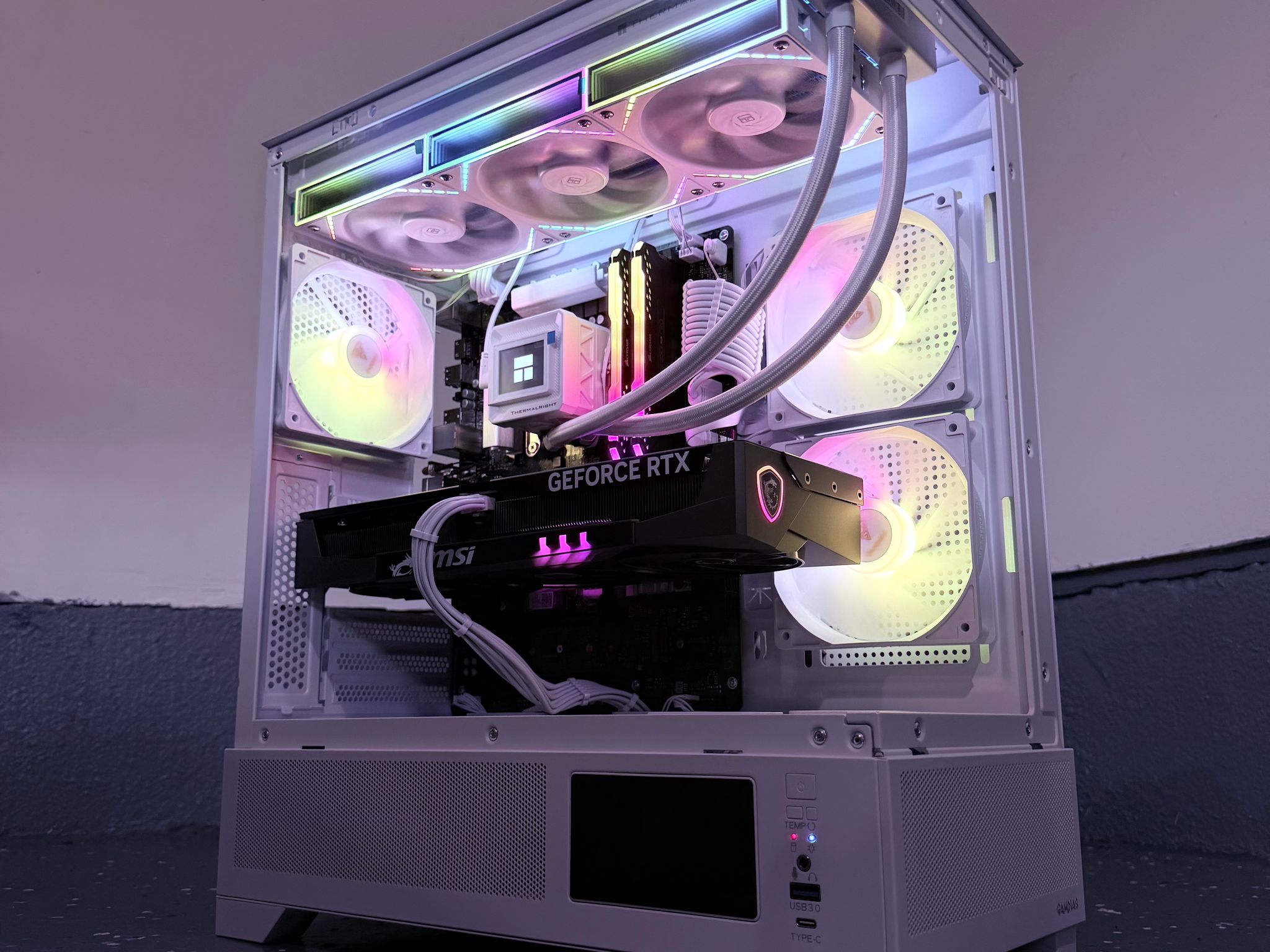 ❄️"Crystal Nova"❄️| 1440p Gaming | RTX 5070 | Intel i9 12900KF | 32B Ram | 2tb Storage | WiFi