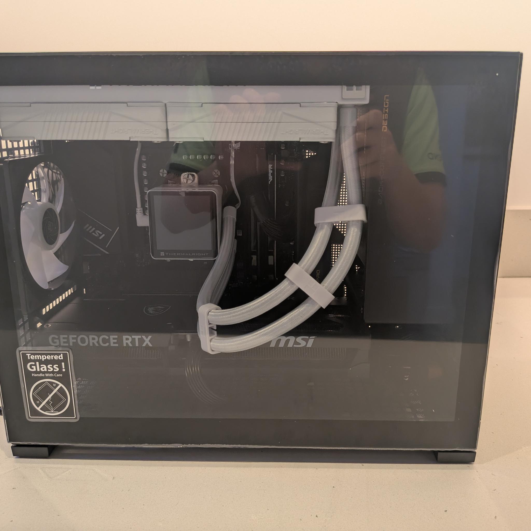 4K Tuxedo - RTX 5070 Ti, Ryzen 7 7800X3D, 32 GB DDR5, 2 TB Gen 5 NVME, Liquid Cooled, RGB