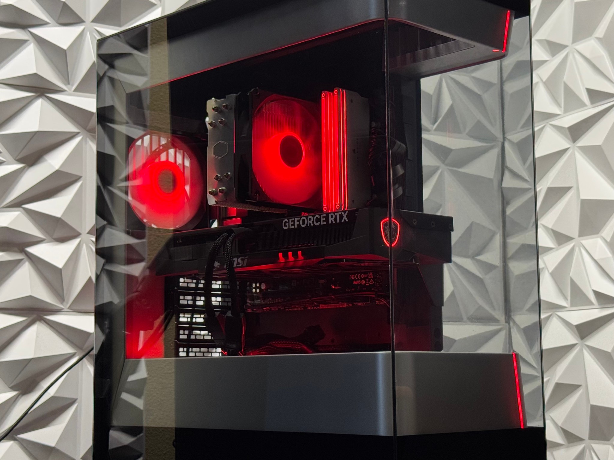 1080P/1440P Gaming Pc / RTX 5070 / Ryzen 7 / 32GB DDR5 Ram / 1TB SSD / full glass case