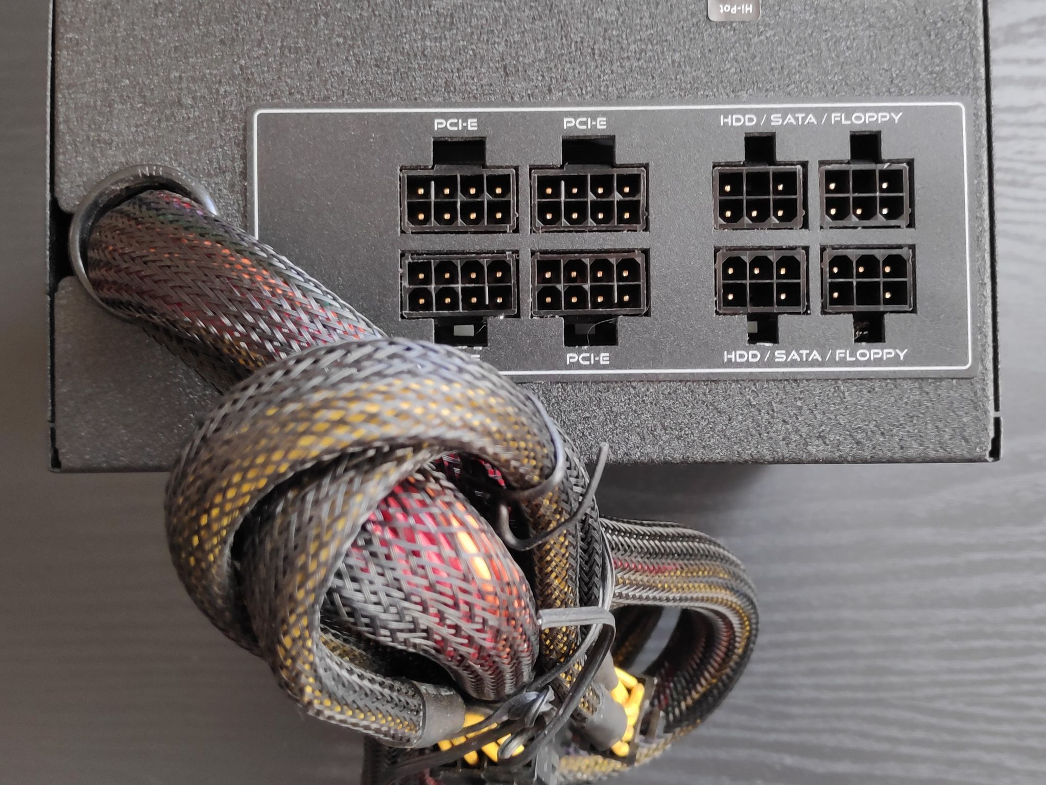 Rosewill Capstone 850M Semi-Modular 80 Plus Gold Power Supply