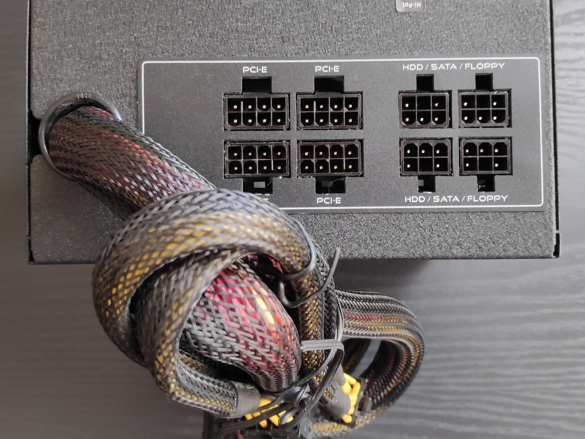 Rosewill Capstone 850M Semi-Modular 80 Plus Gold Power Supply