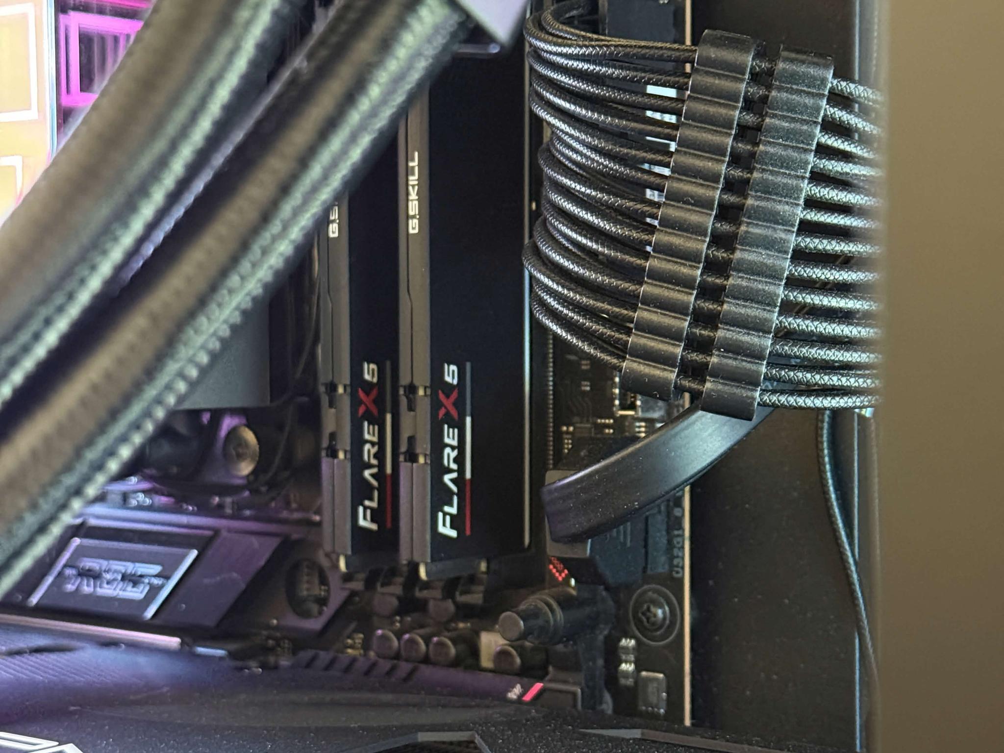 G.Skill Flare X5 DDR5-6000 CL32