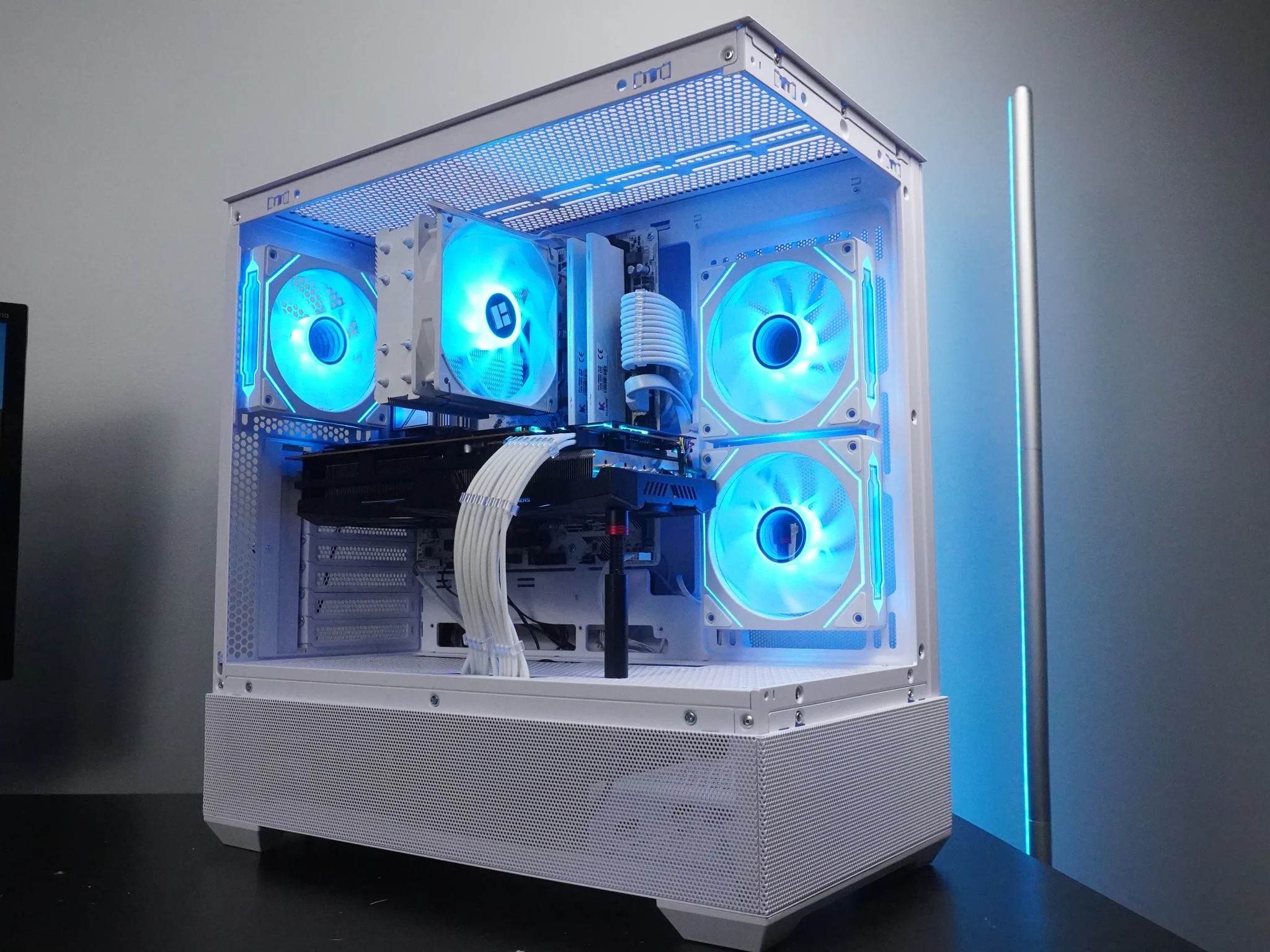 🤍AESTHETIC🤍 1440p/1080p PRICE to PERFORMANCE 💪🧡RX 5700XT 🧡Ryzen 5 5600 | 1TB NVME | 32GB | WIFI