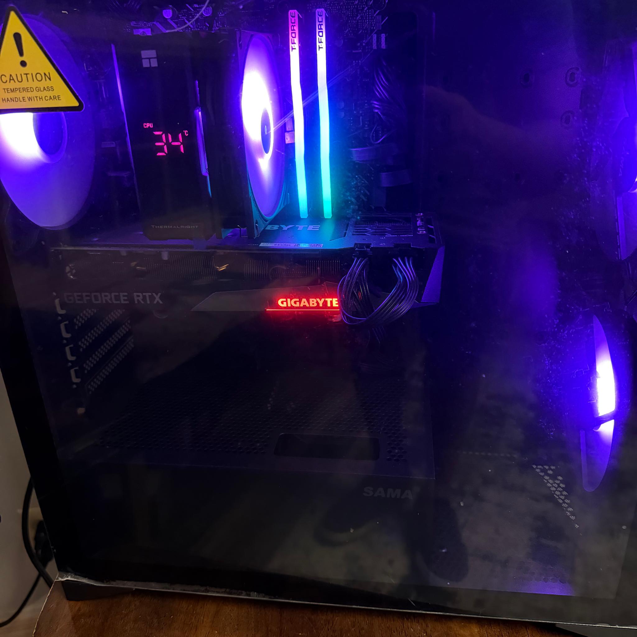 RTX 3070 | 16GB DDR4 | i5 12400F