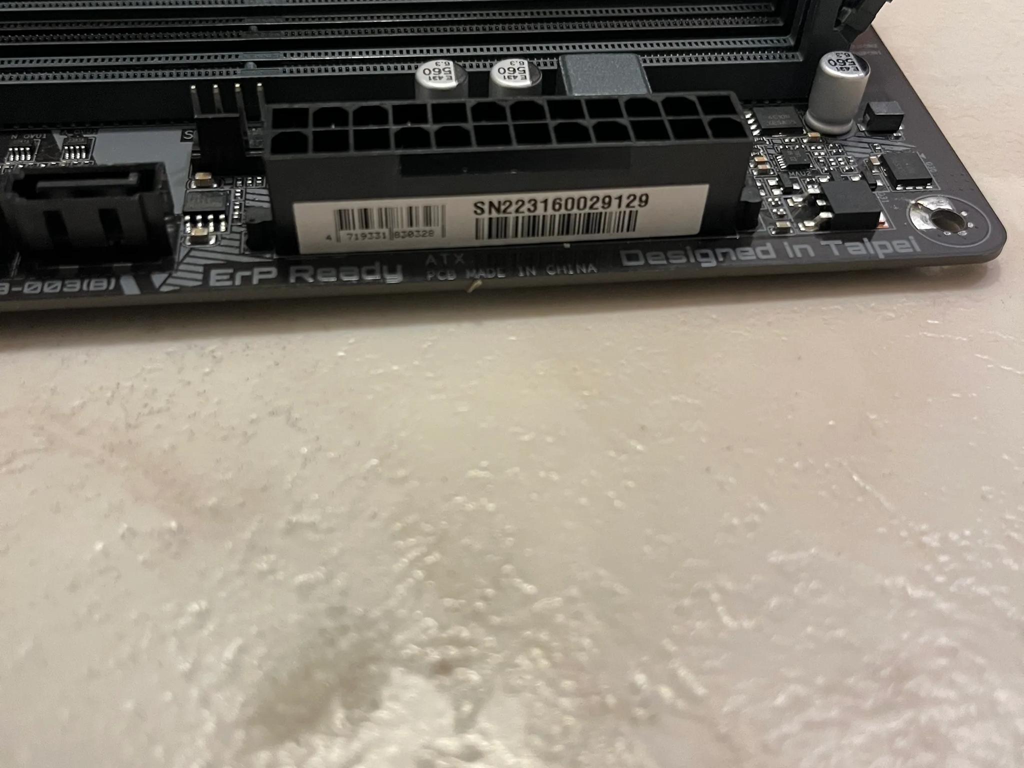 GIGABYTE B660M DS3H DDR4 LGA 1700 MicroATX Intel Motherboard