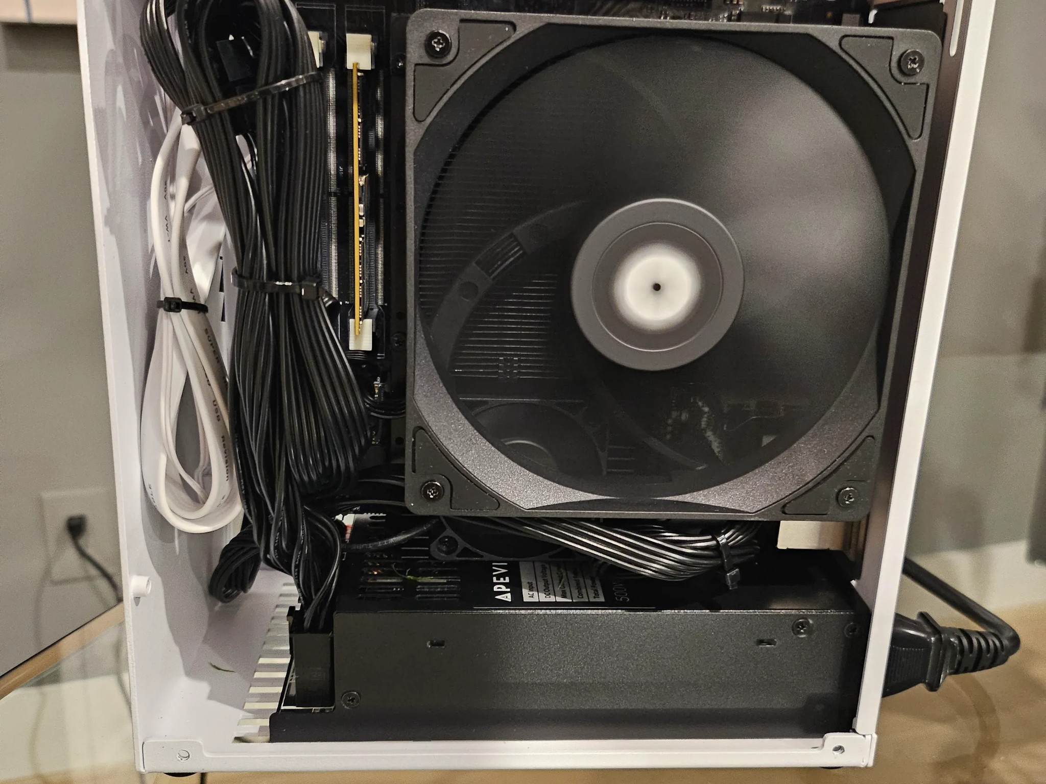 Gaming/Streaming Mini PC - R9 7945HX/RTX 5060