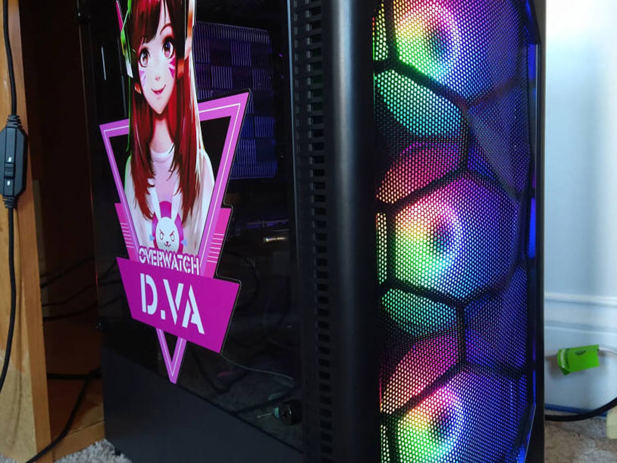 Gaming Desktop PC (RX 6650 XT + Ryzen 7 5800X) - 32GB Ram - 1399 GB SSD - Windows 10