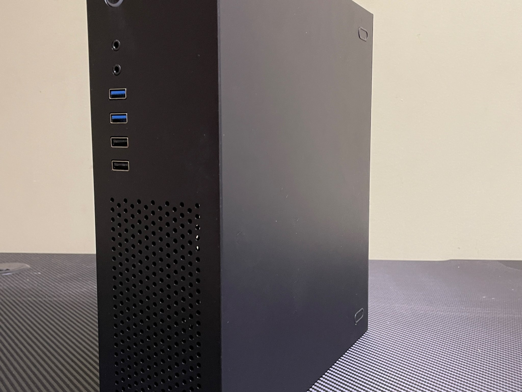 1080p Mini Gaming PC | 12 Core Intel Xeon | NVIDIA Graphics | 16GB RAM | 1TB SSD
