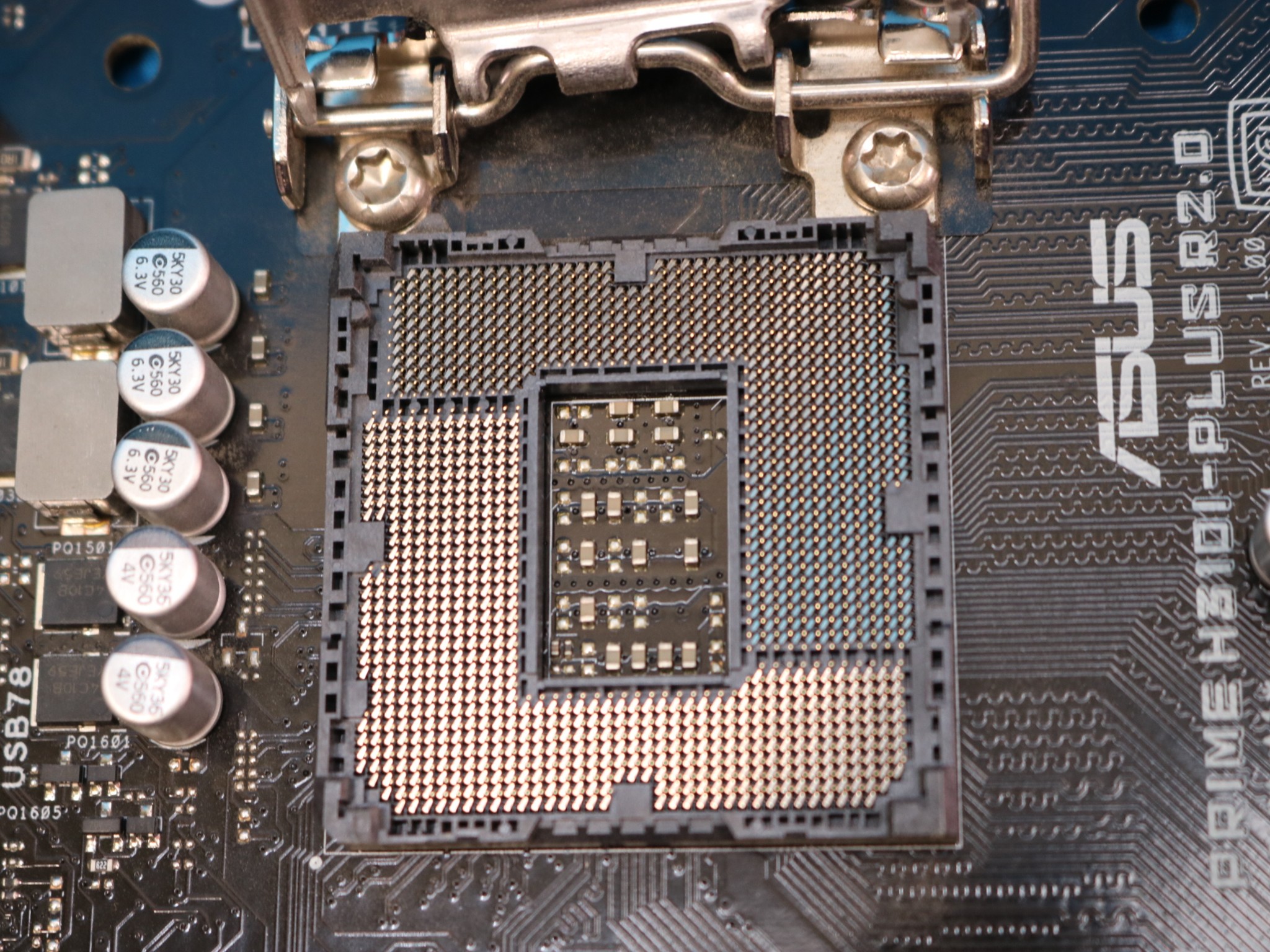 ASUS Prime H310I-PLUS R2.0/CSM Intel LGA1151/Socket H4 DDR4 mini-ITX Motherboard & I/O - 4136223211