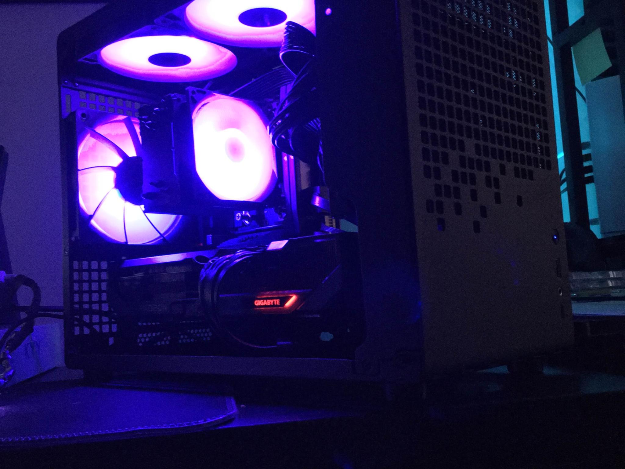 Z20 9800X3D x Giga 9070XT Gaming OC SFF