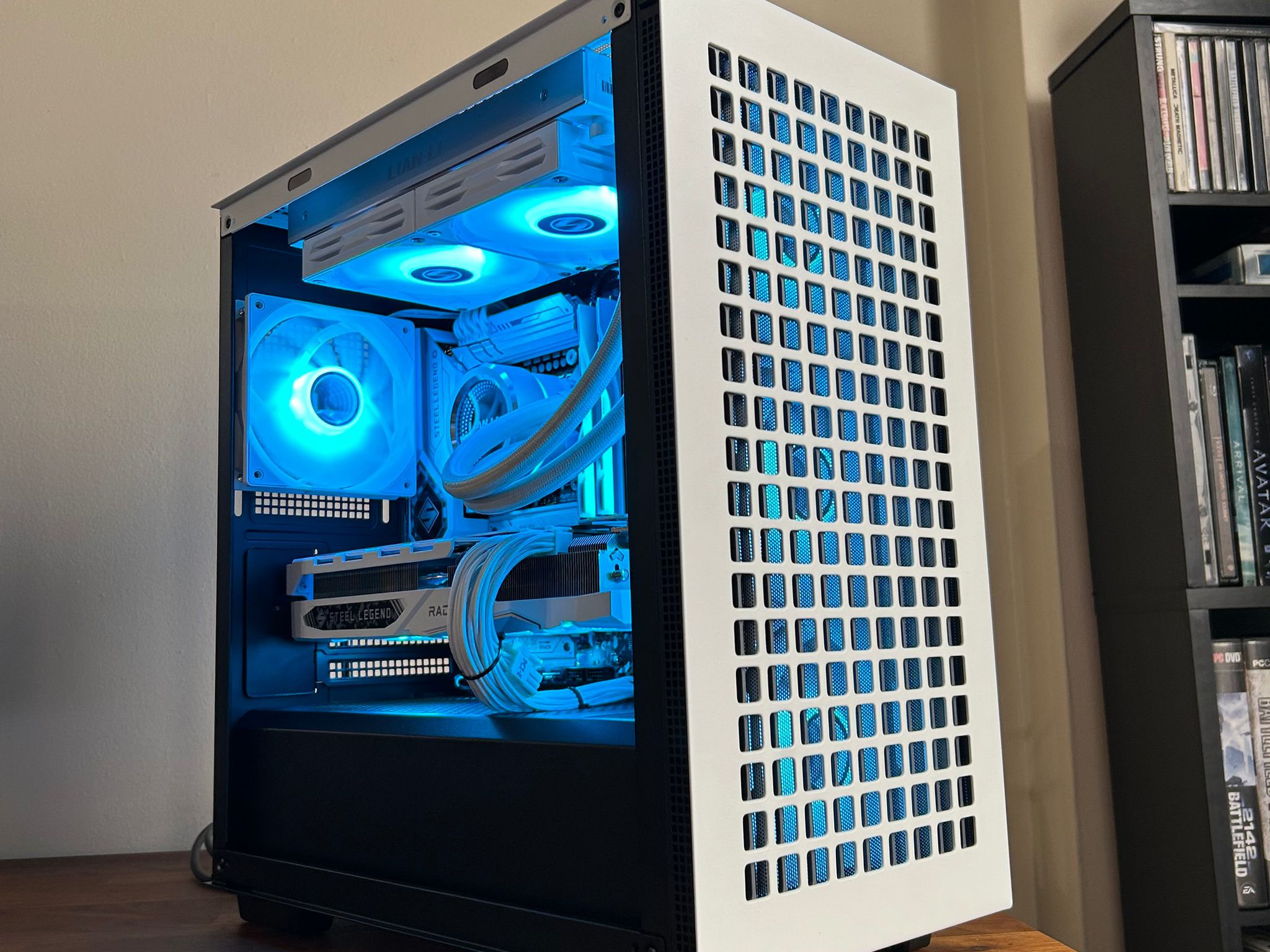 **WEEKEND SALE** RX 7800XT | Intel Core i7 12700KF | 32GB DDR5 | The Mini Legend XT