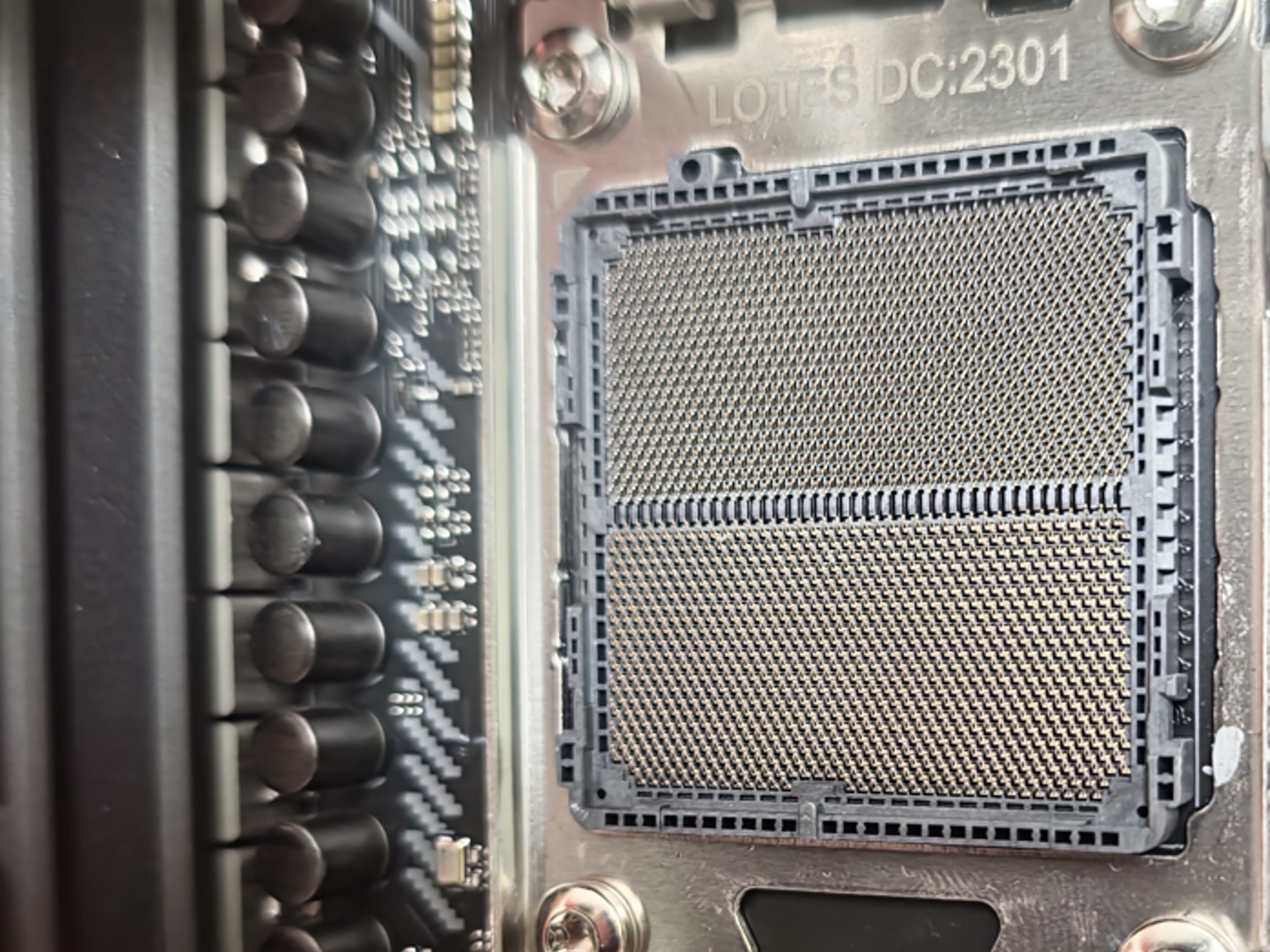 ASUS B650E-F ROG STRIX GAMING WIFI for 7000 8000 and 9000 series - BIOS UPDATED
