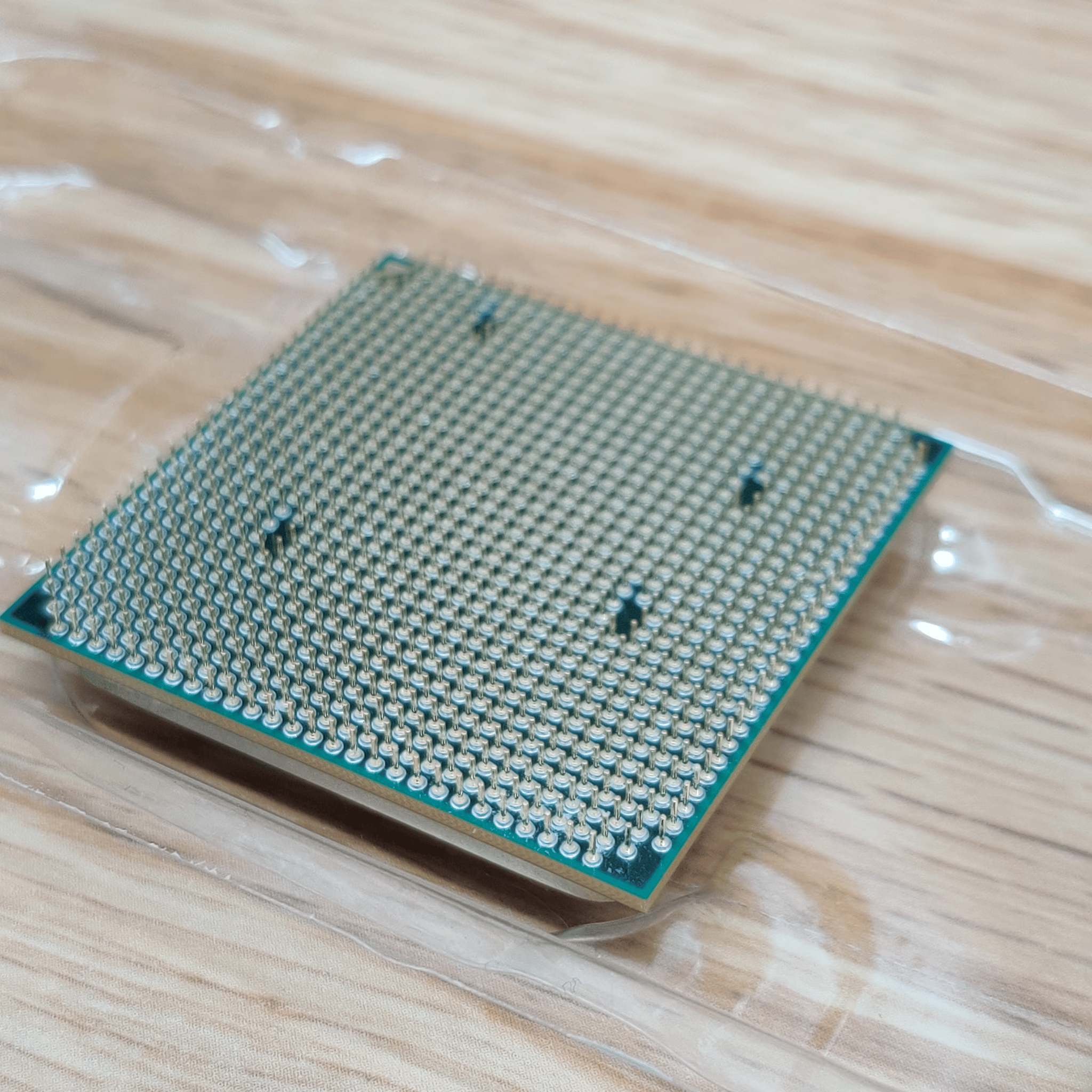 USED AMD FX-8320 3.5 GHz 8-Core Processor FD8320FRW8KHK AM3