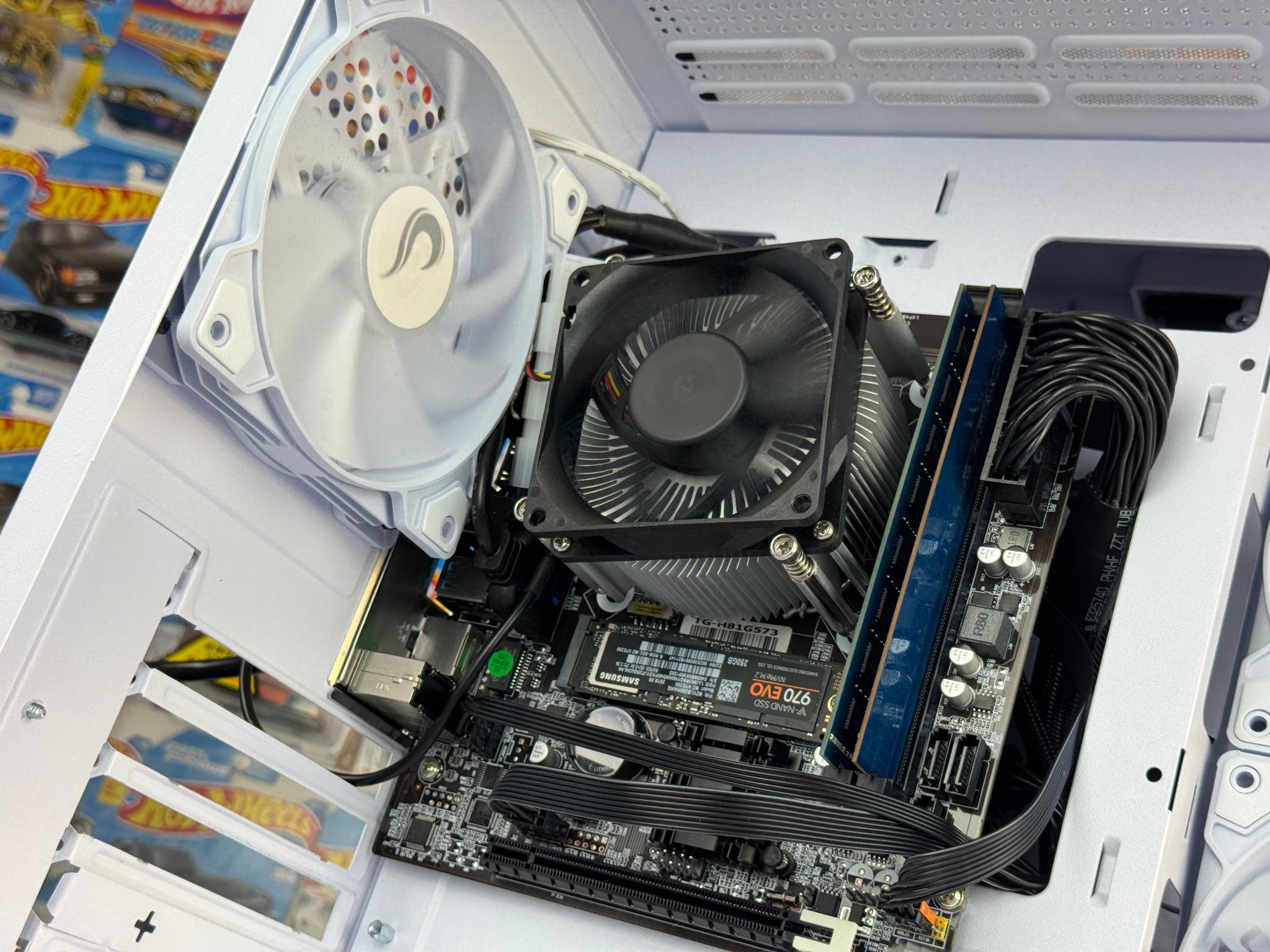 🧊 GLACIER - Intel Core I5 Gaming PC 🧊