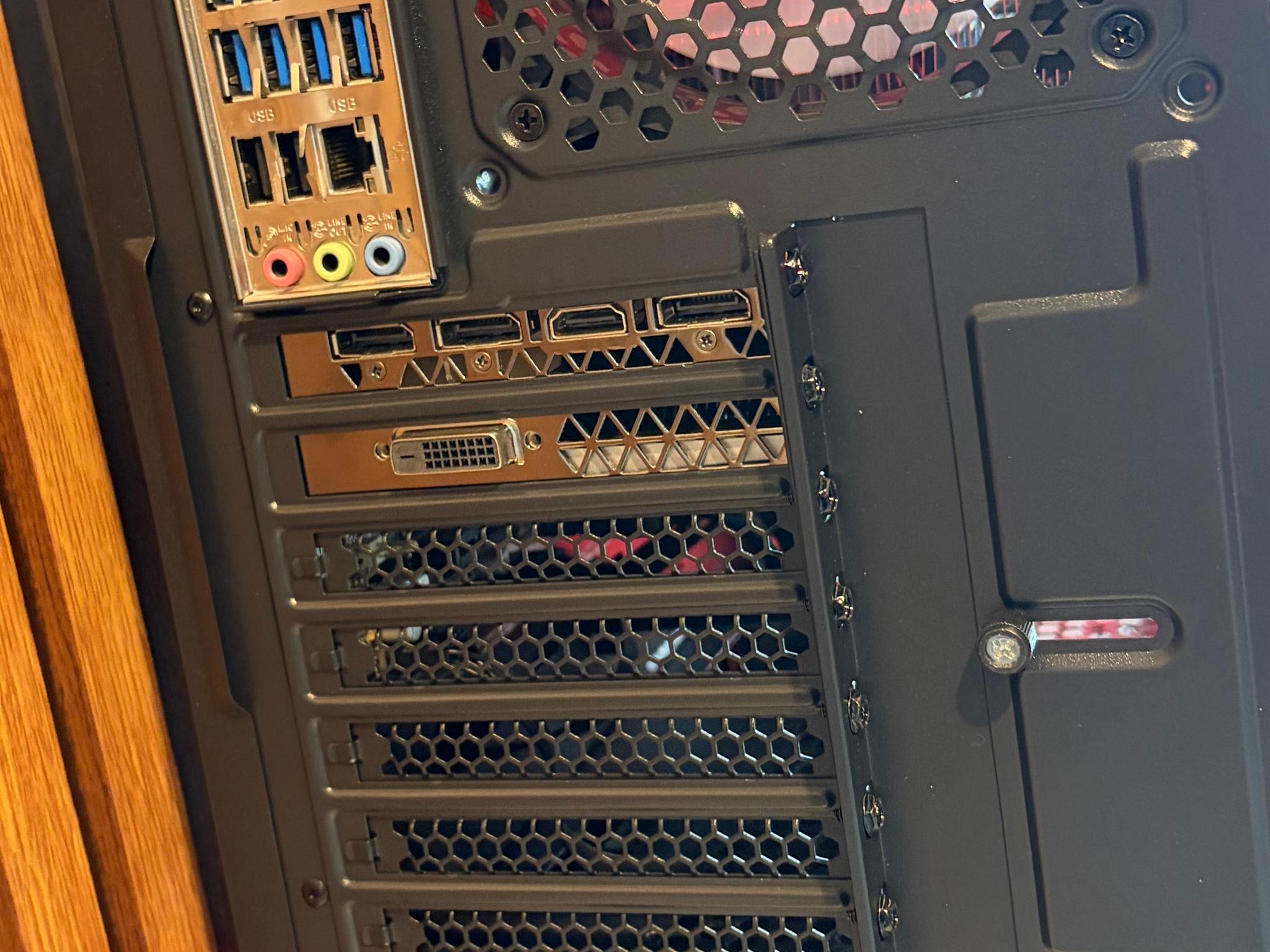 GTX 1080 | I5 7400 | 16GB DDR4 | 500GB SSD
