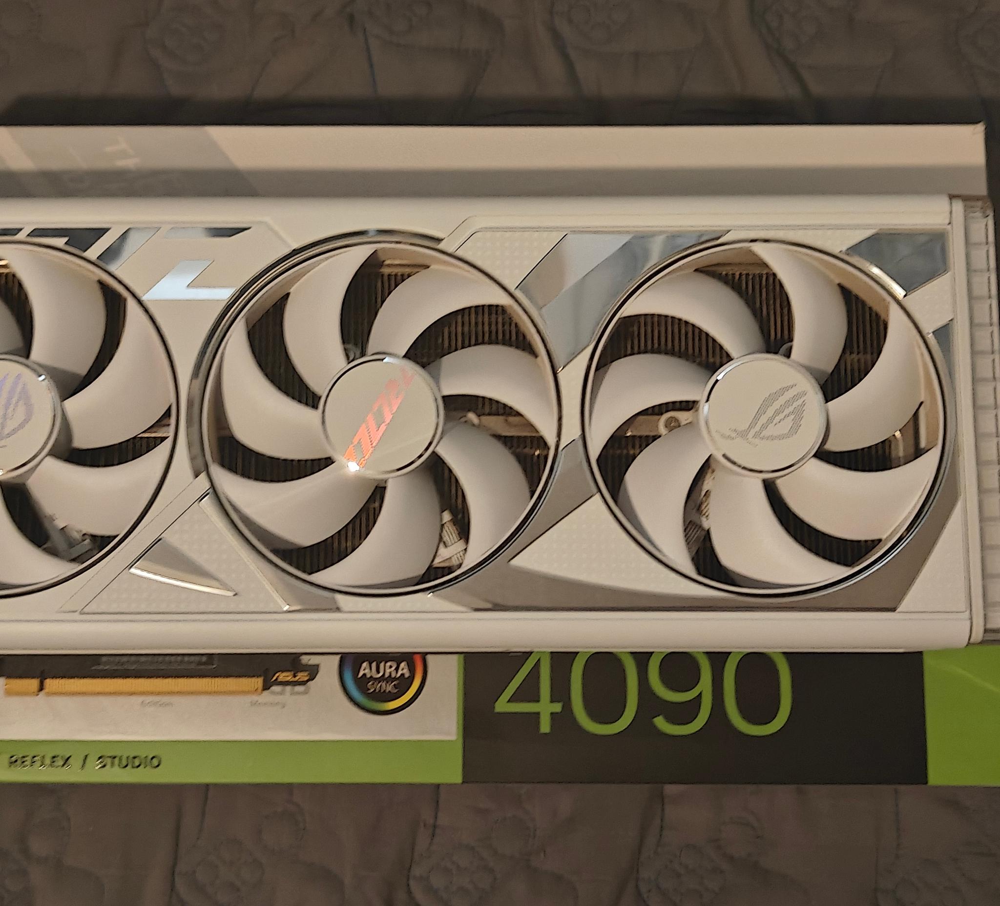 Asus ROG STRIX GAMING OC GeForce RTX 4090 (White/Used)