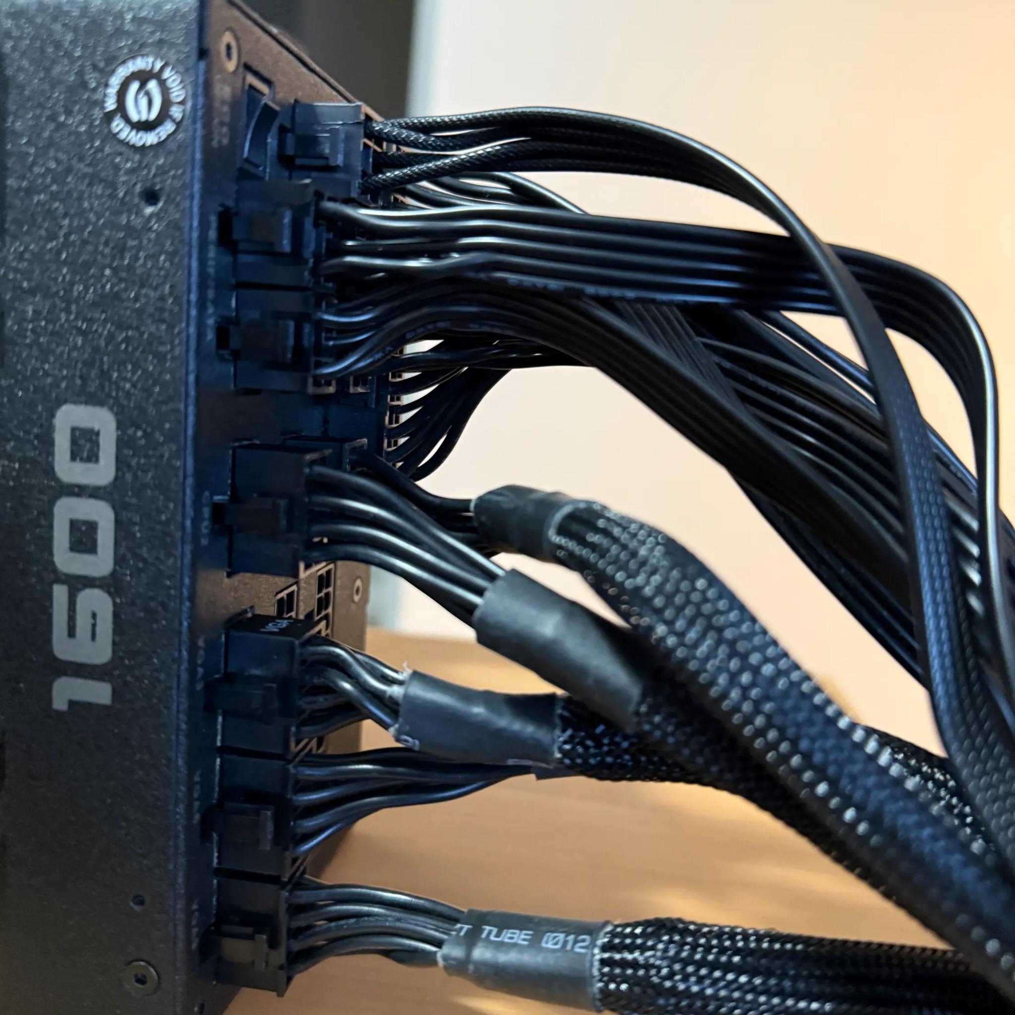 EVGA 1600 GOLD