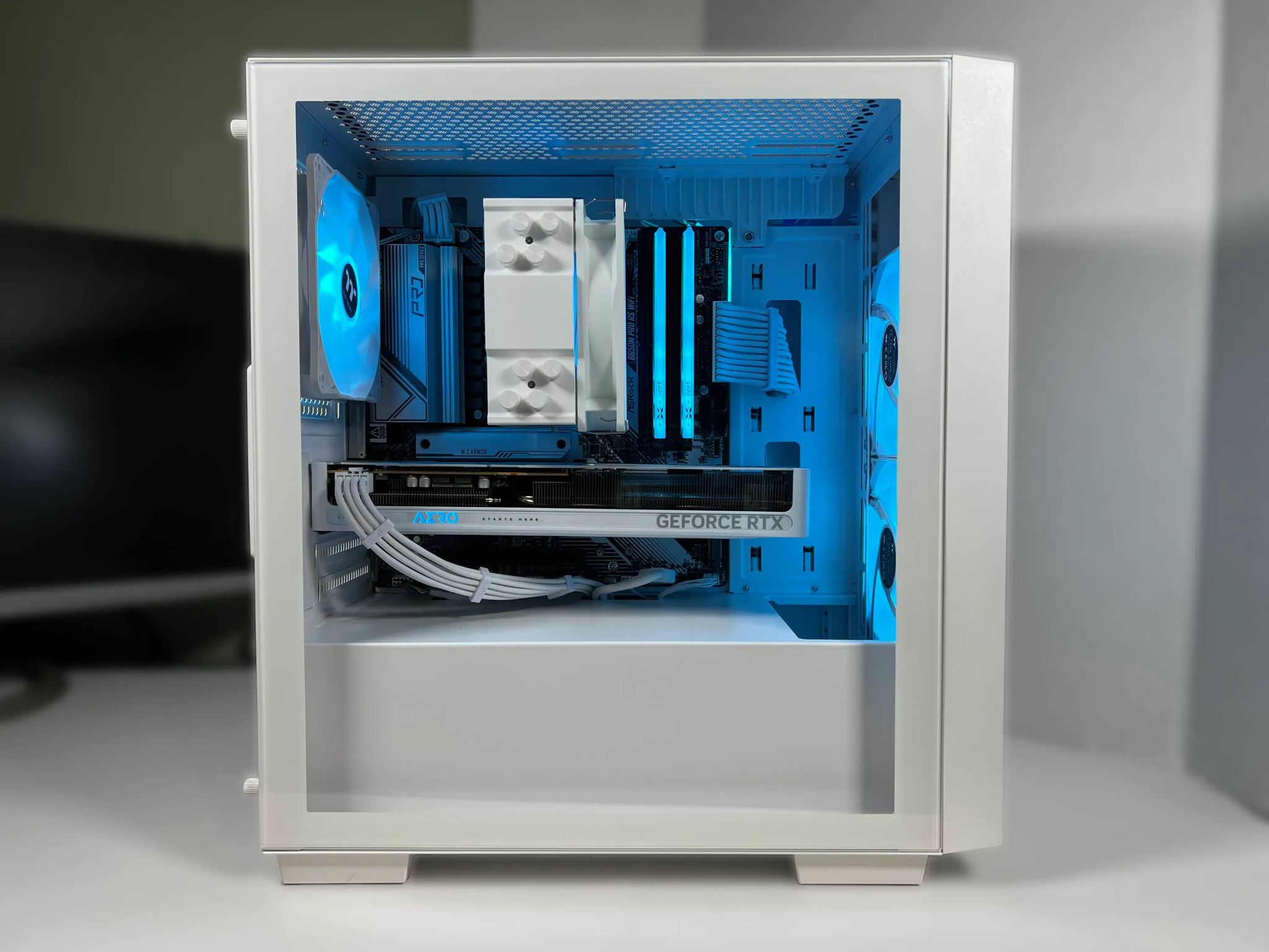R5 9600X + RTX 5060 | 32GB DDR5 | 1TB NVME | BLUE YETI GAMING PC